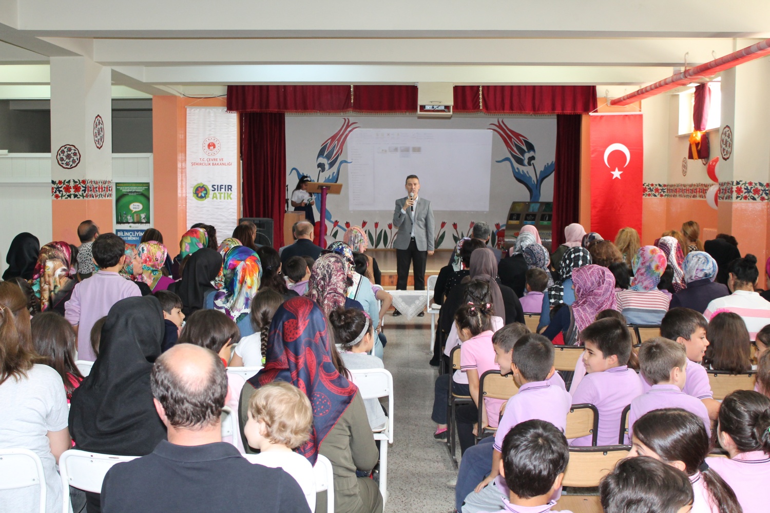 Amasya Merkez Fatih İlkokulu Sıfır Atık Projesini Başarı İle Sürdürüyor.