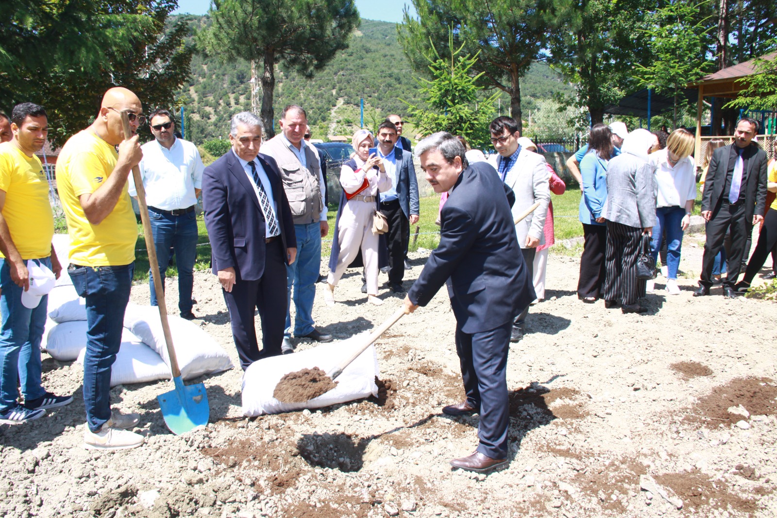 Çevre Haftası Albayrak Şehit Yusuf Kaya İlkokulu Programı