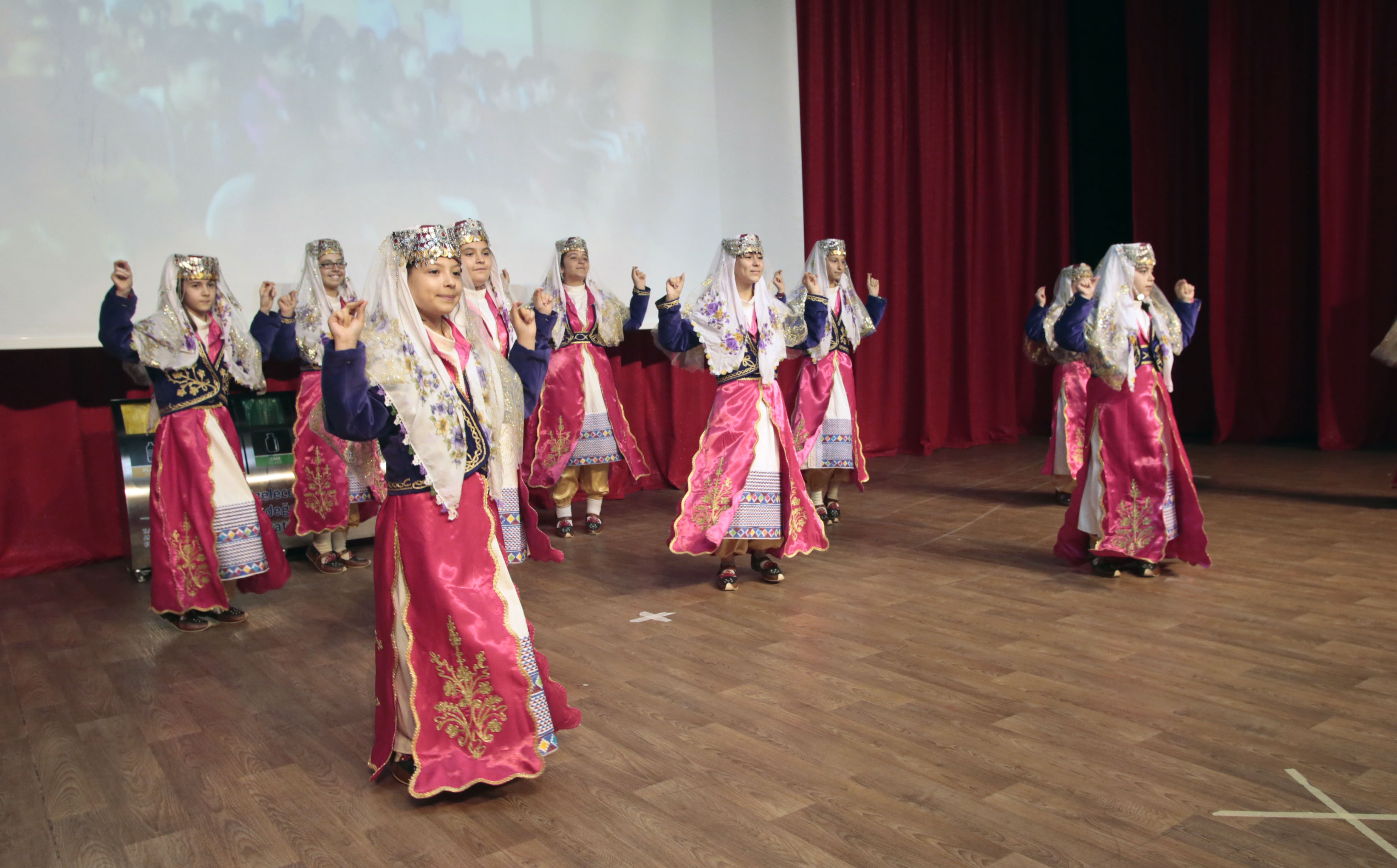 Dünya Çevre Günü Belediye Kültür Merkezi Kutlamaları ve Ödül Töreni