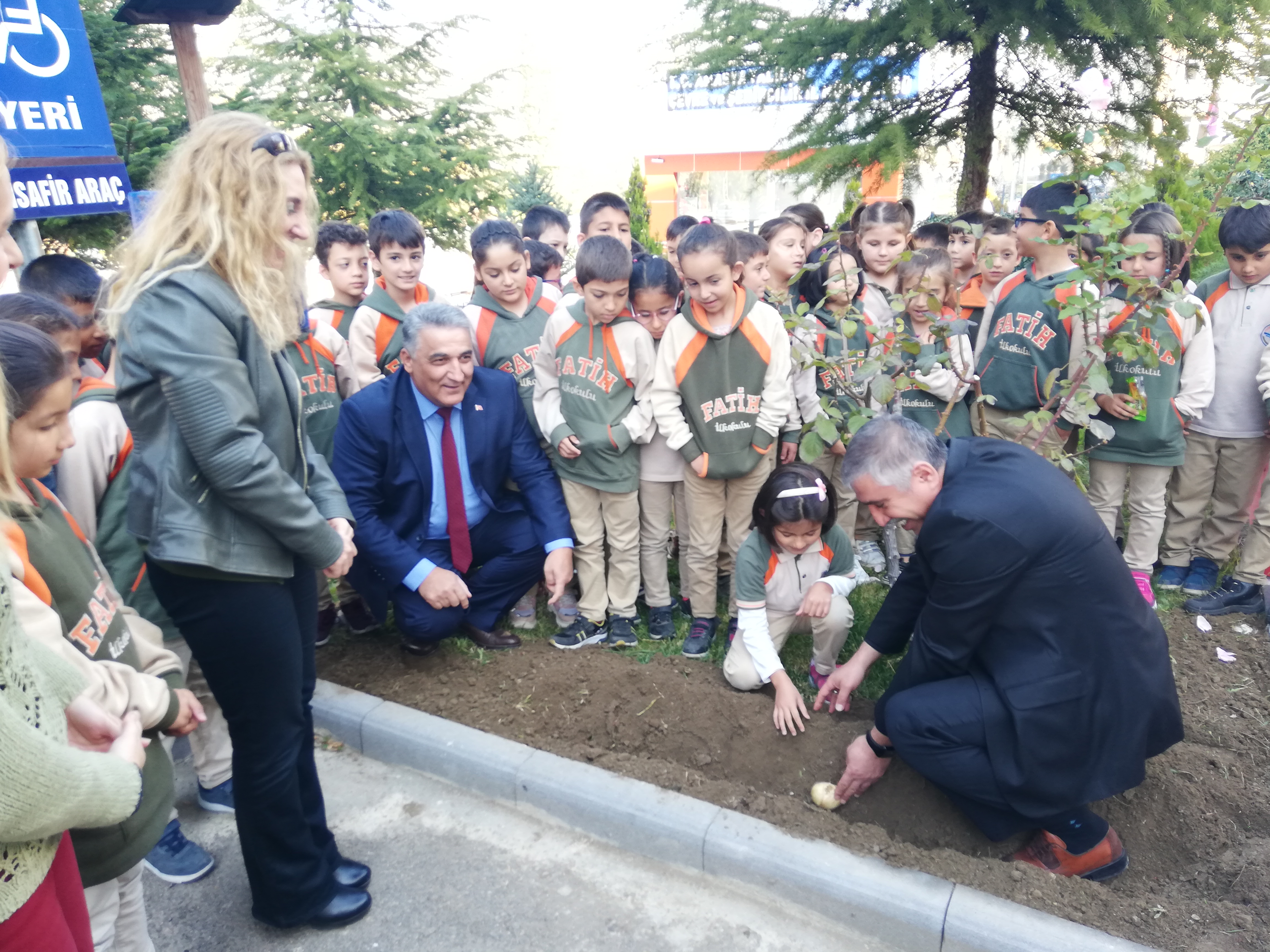 Fatih İlkokulu, Sıfır Atık ve Endemik Bitki Ters Lale