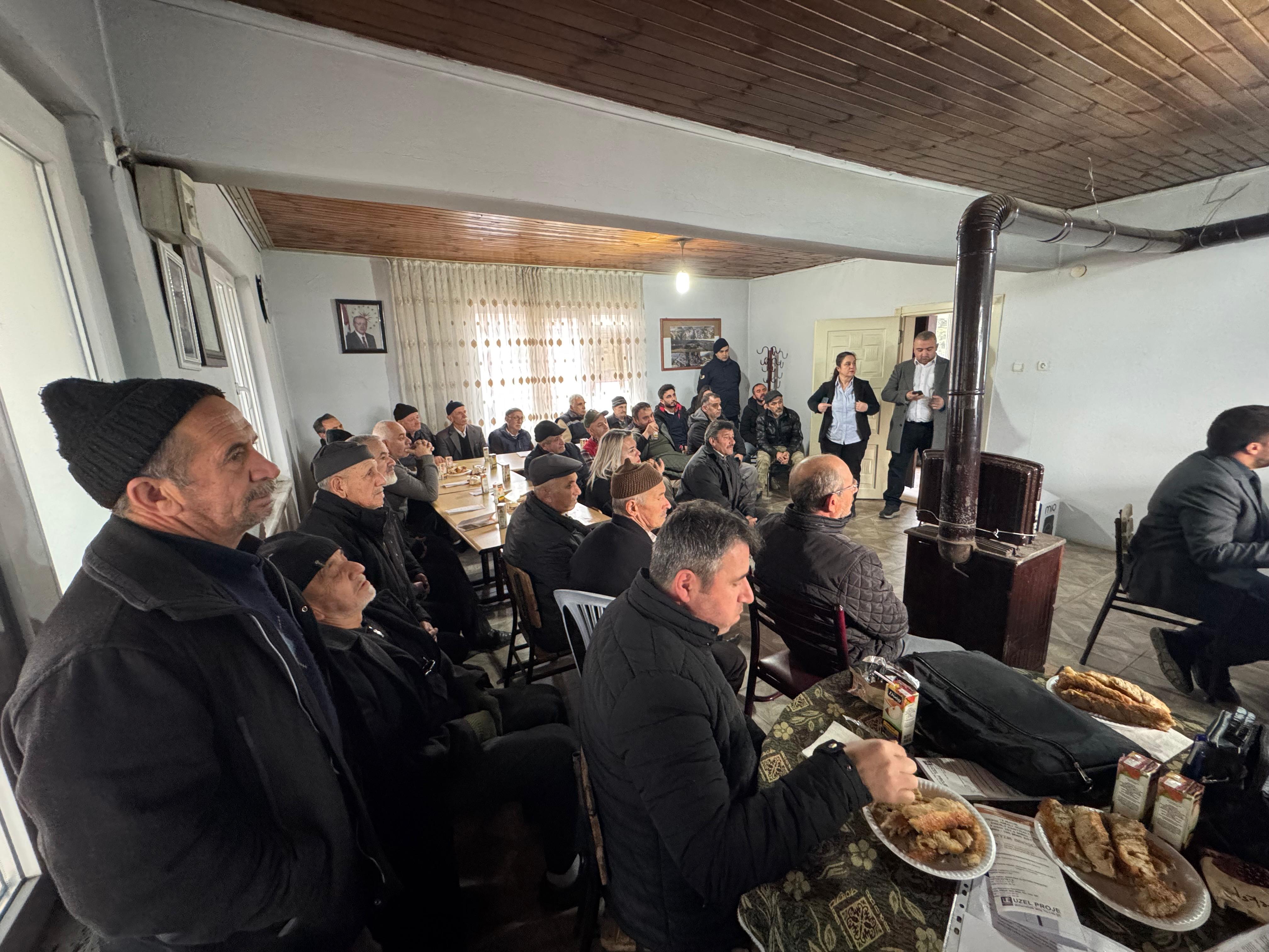 Halkın Bilgilendirilmesi ve Sürece Katılımı Toplantısı Taşova Özbaraklı Köyünde yapıldı.