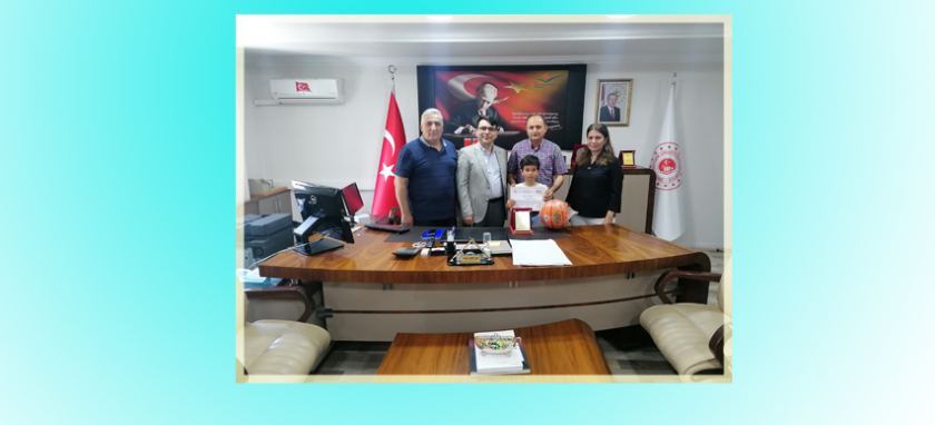 “Sıfır Atık İleri Dönüşüm” Yarışmacısına Ödülü Verildi.