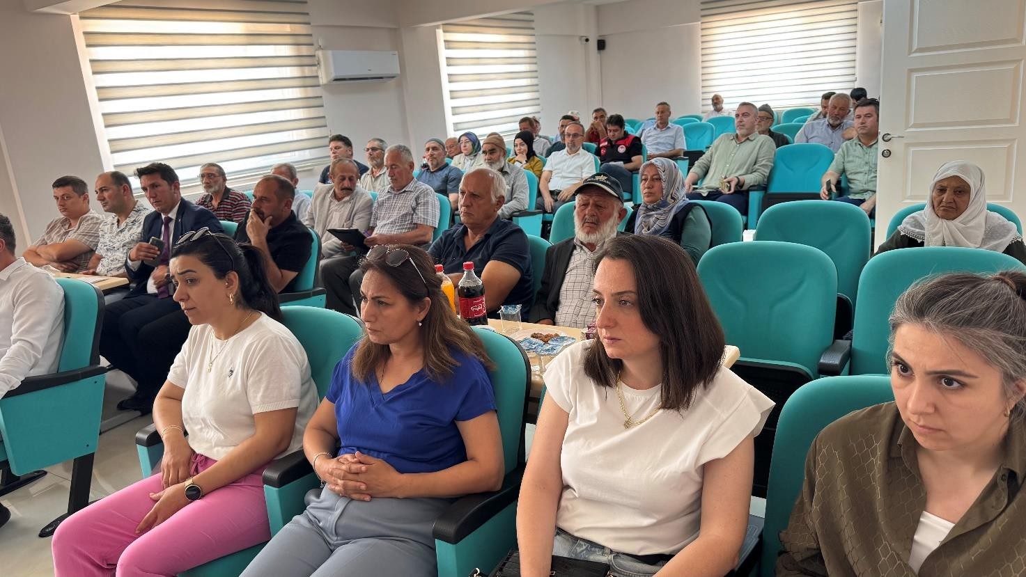 “Tarıma Dayalı İhtisas Besi Organize Sanayi Bölgesi Alan İlavesi” Projesi Halkın Bilgilendirilmesi Ve Sürece Katılımı Toplantısı