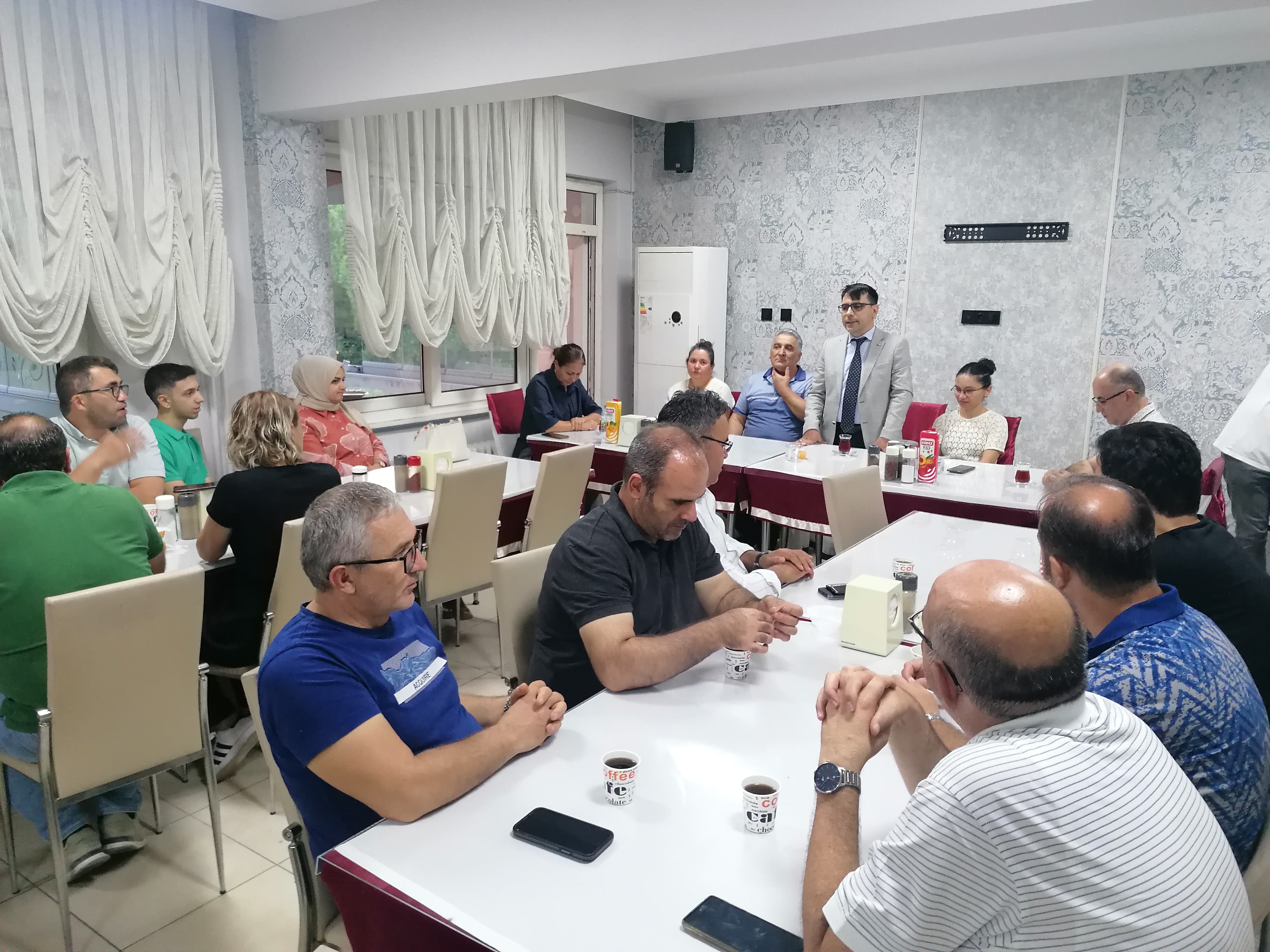 Tayini Çıkan İl Müdürü Zafer BEKTAŞ için Veda Yemeği Düzenlendi.