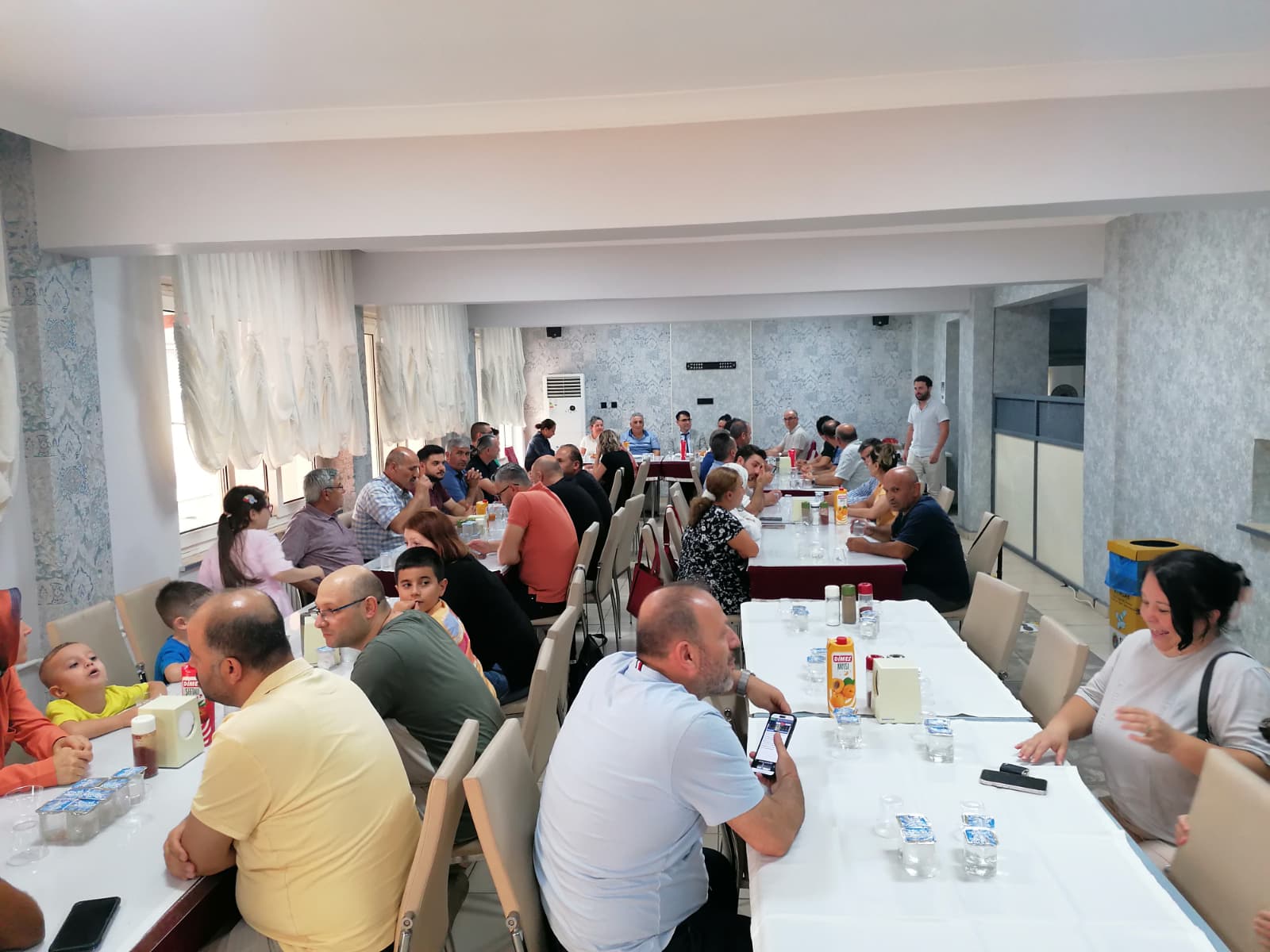 Tayini Çıkan İl Müdürü Zafer BEKTAŞ için Veda Yemeği Düzenlendi.