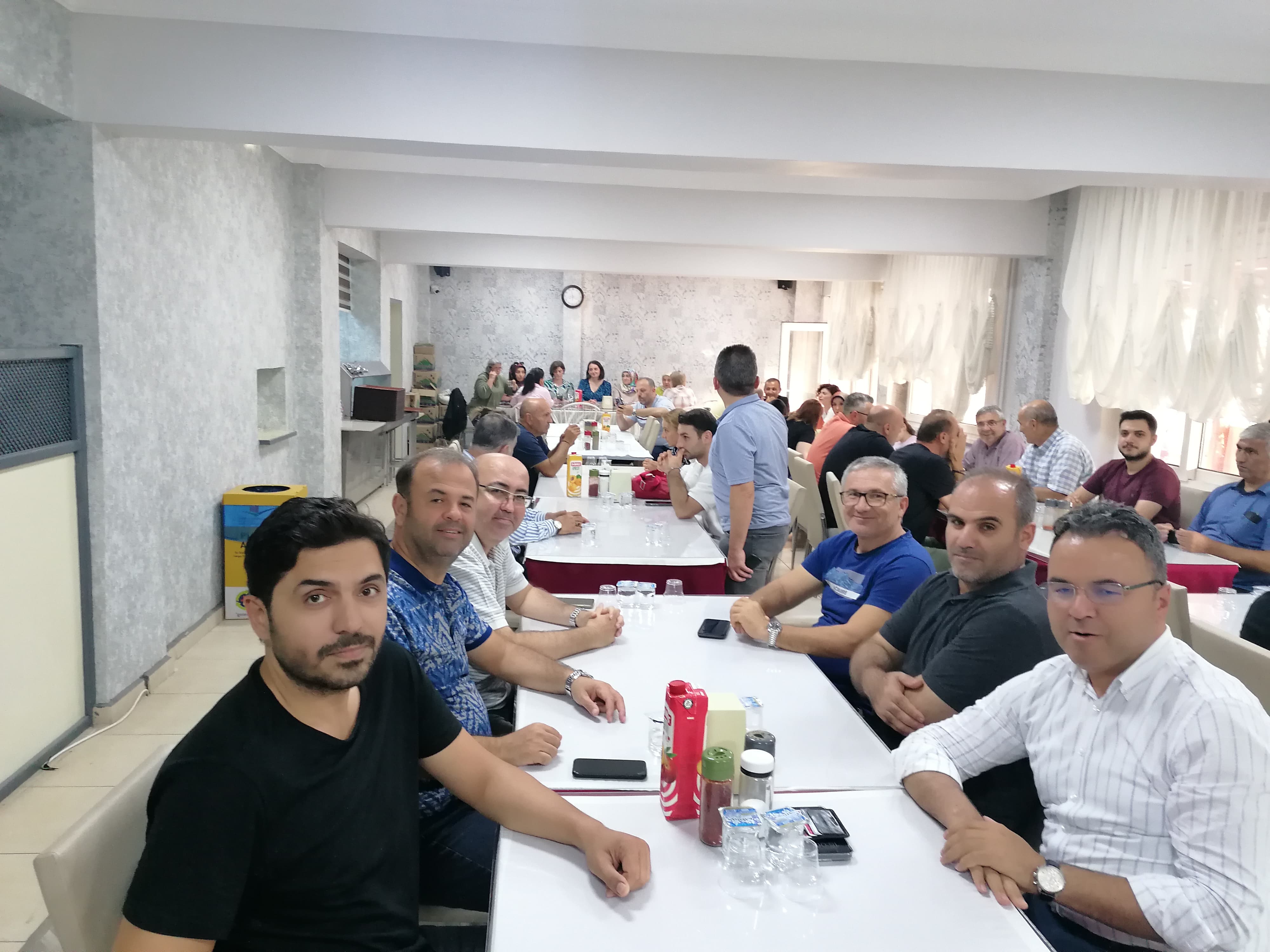 Tayini Çıkan İl Müdürü Zafer BEKTAŞ için Veda Yemeği Düzenlendi.