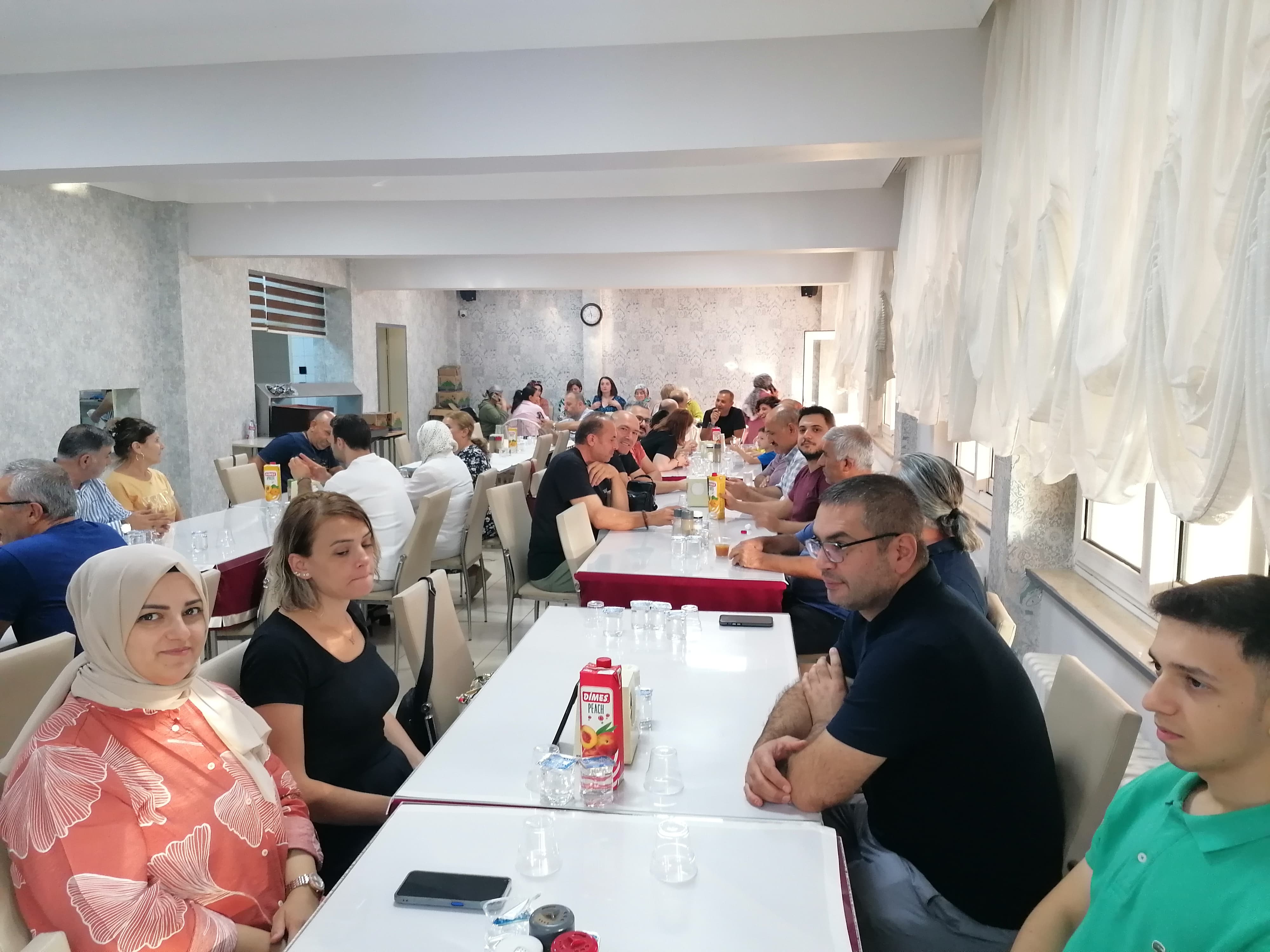 Tayini Çıkan İl Müdürü Zafer BEKTAŞ için Veda Yemeği Düzenlendi.