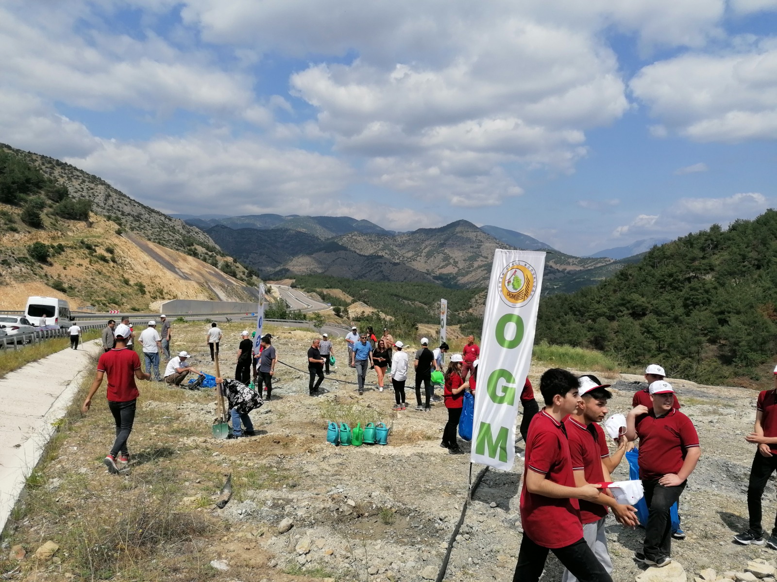 Türkiye Çevre Haftası Kapsamında Fidan Dikimi Etkinliği.