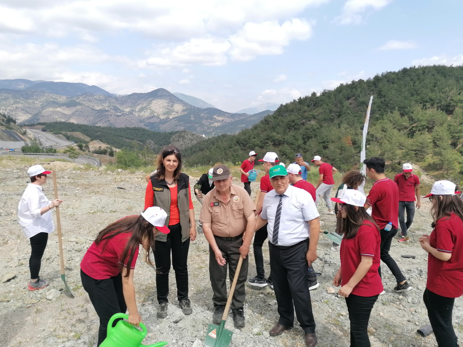 Türkiye Çevre Haftası Kapsamında Fidan Dikimi Etkinliği.