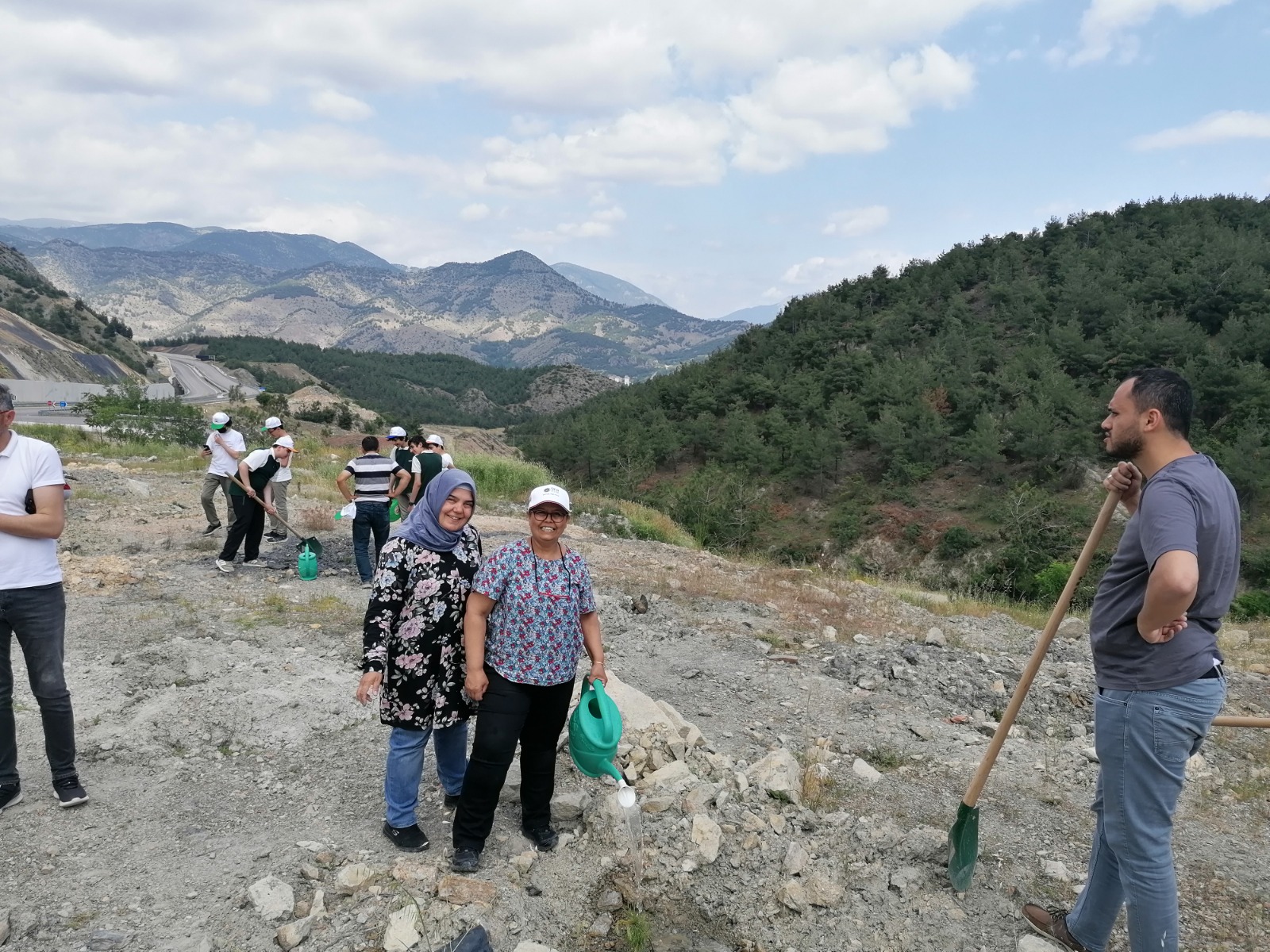 Türkiye Çevre Haftası Kapsamında Fidan Dikimi Etkinliği.