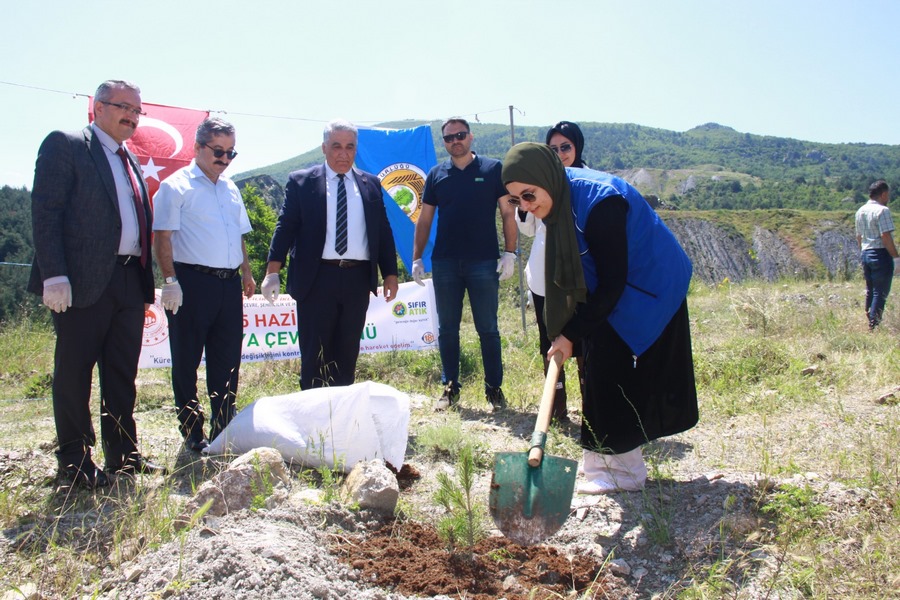 Türkiye Çevre Haftası “Orman Fidan Bakımı”