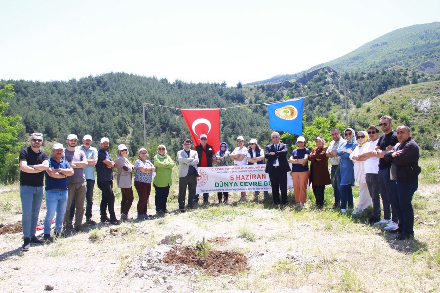 Türkiye Çevre Haftası “Orman Fidan Bakımı”