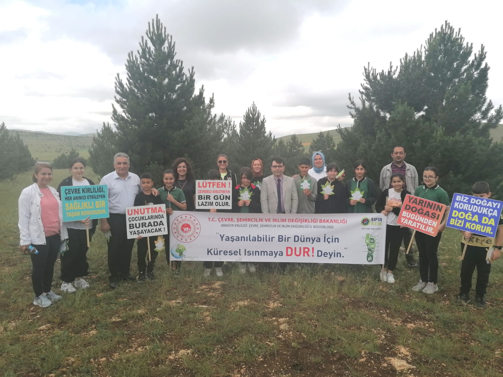 Yeşilırmak Ortaokulu Hatıra Ormanında Doğa Ve Çevre Yürüyüşü