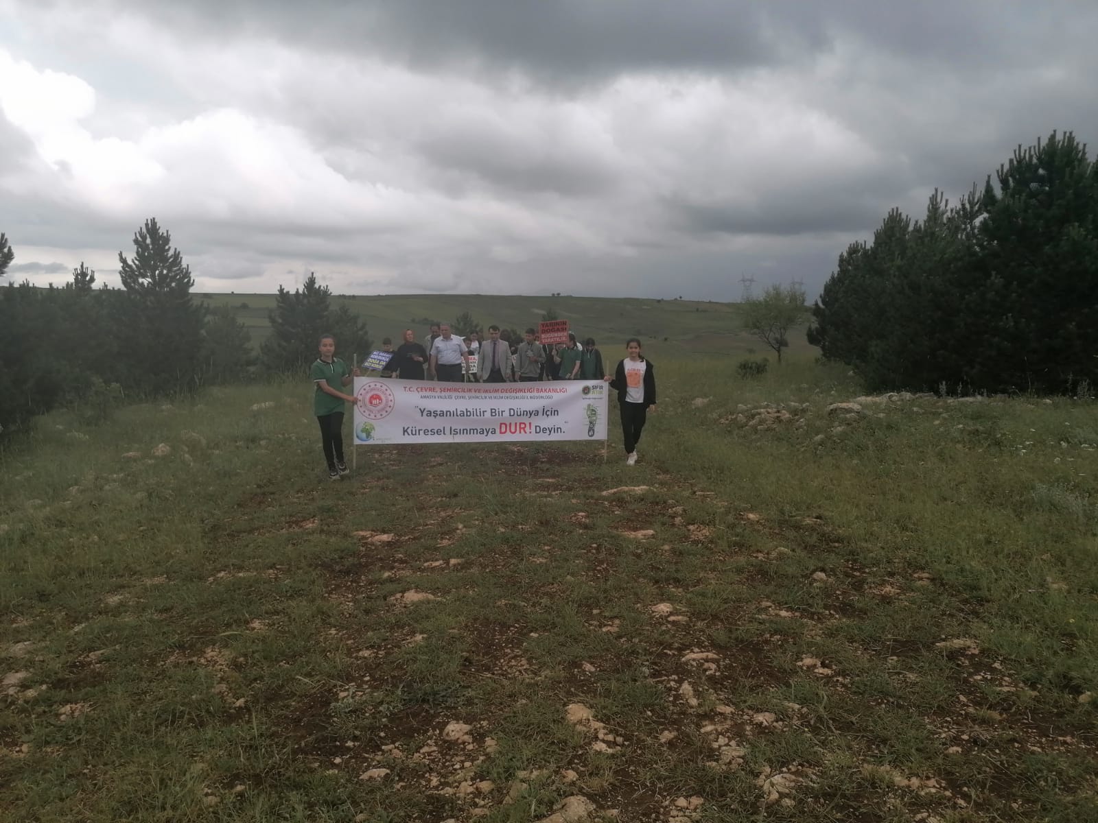 Yeşilırmak Ortaokulu Hatıra Ormanında Doğa Ve Çevre Yürüyüşü