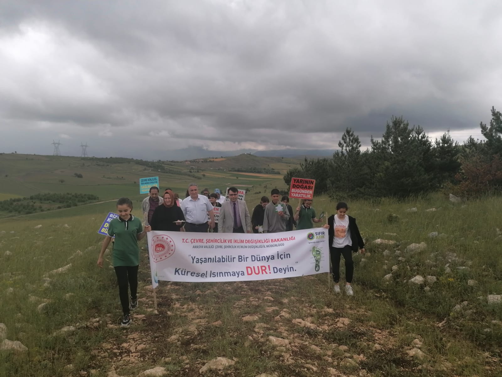 Yeşilırmak Ortaokulu Hatıra Ormanında Doğa Ve Çevre Yürüyüşü