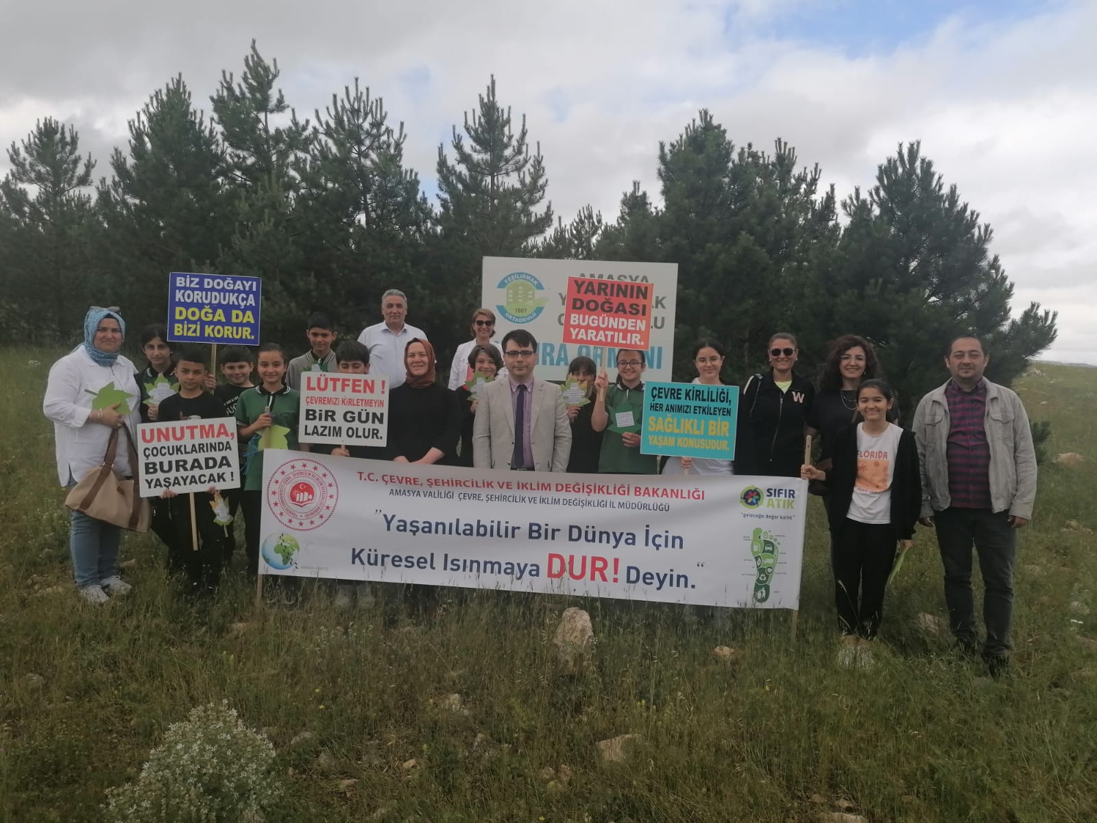 Yeşilırmak Ortaokulu Hatıra Ormanında Doğa Ve Çevre Yürüyüşü