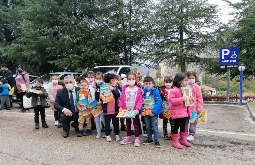 Zübeyde Hanım Anaokulu Öğrencilerine Sıfır Atık ve Geri Dönüşüm Eğitimi Verildi.