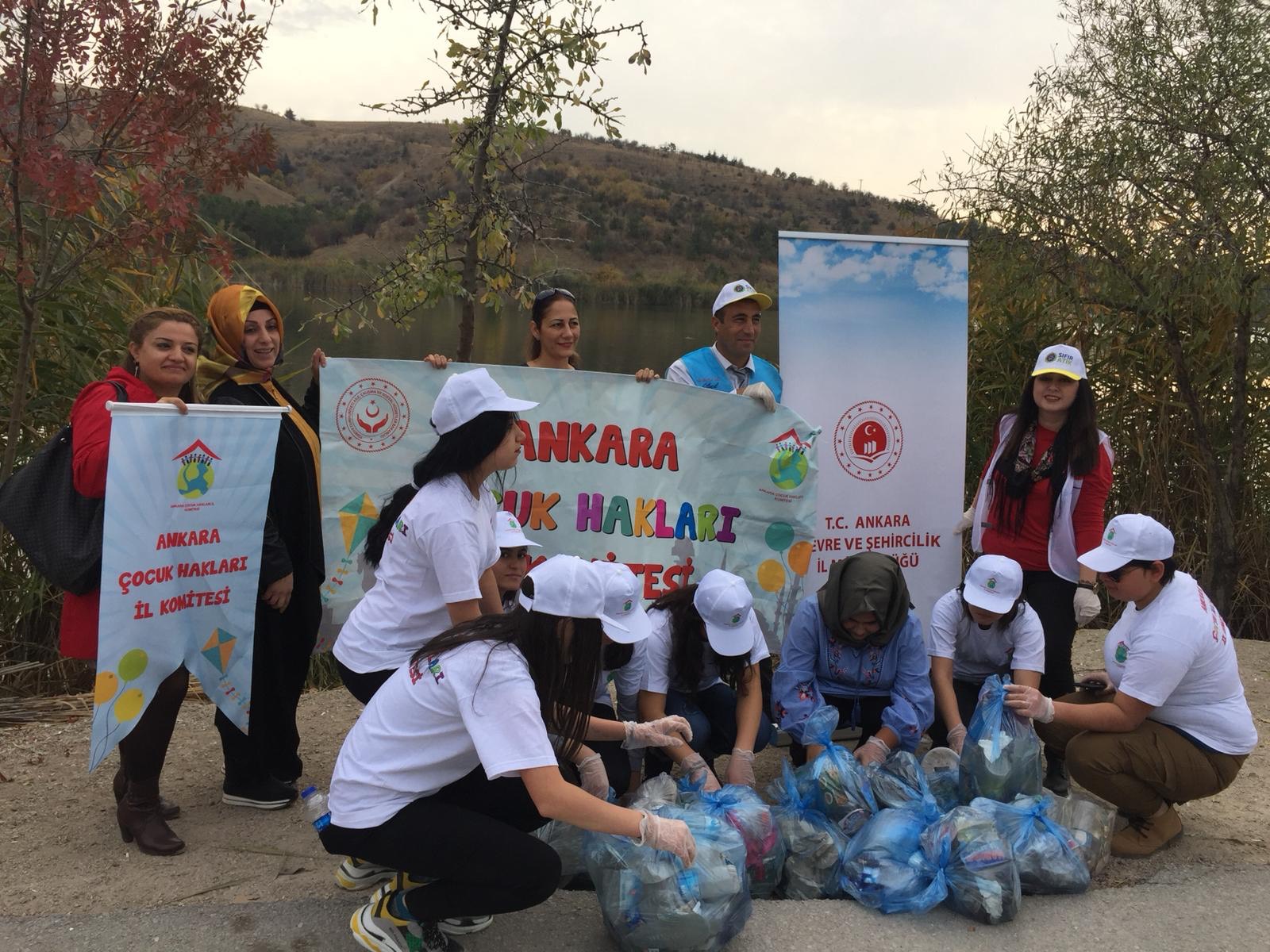 ANKARA AİLE, ÇALIŞMA VE SOSYAL HİZMETLER İL MÜDÜRLÜĞÜ'NE BAĞLI SARAY SEVGİ EVLERİNDEKİ ÇOCUKLAR İLE SIFIR ATIK PROJESİ ETKİNLİKLERİ KAPSAMINDA EYMİR GÖLÜNDE ÇEVRE TEMİZLİĞİ YAPILMIŞTIR.