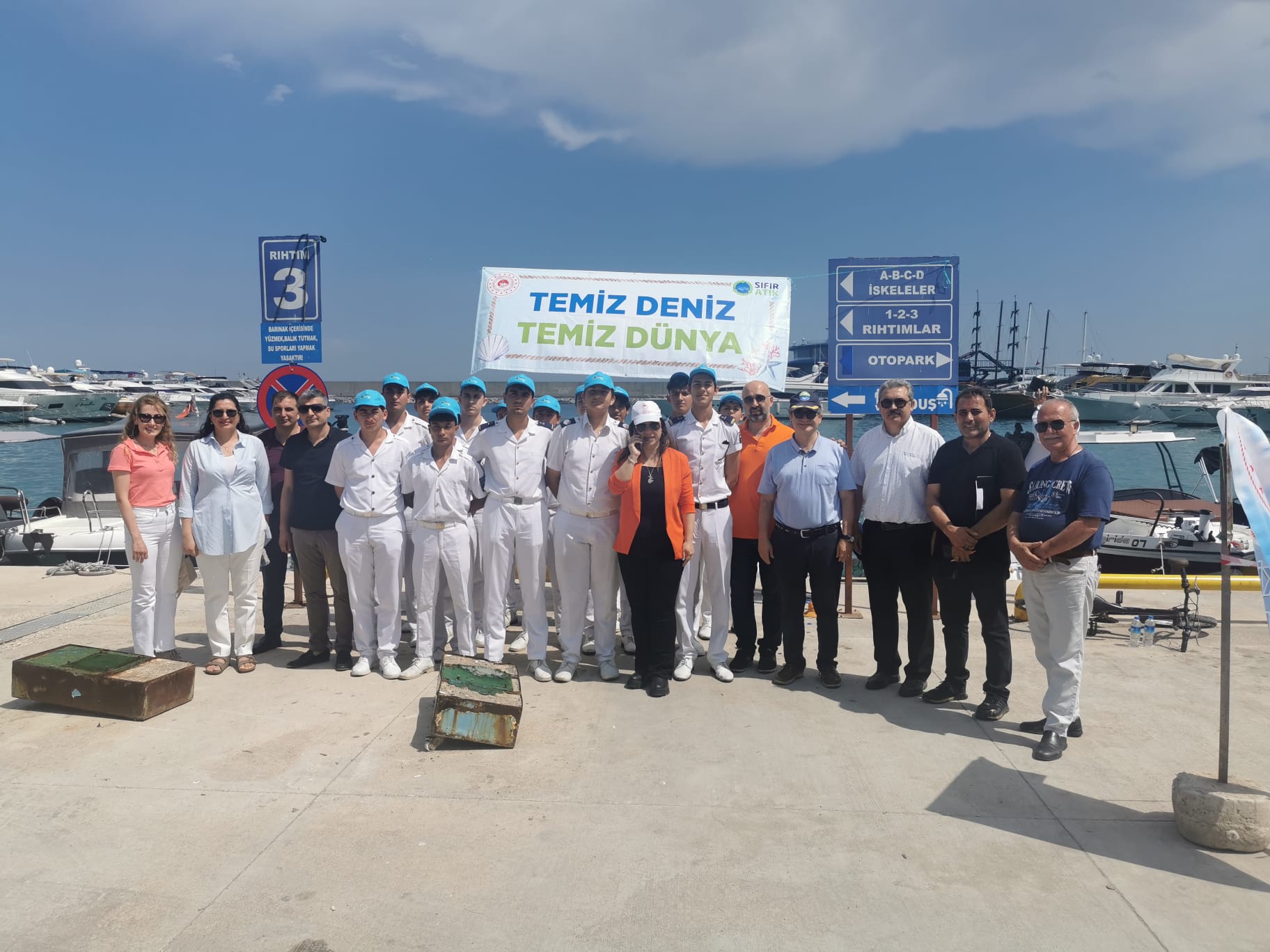 Türkiye Çevre Haftası etkinlikleri kapsamında 9 Haziran tarihinde, Balıkçı Barınağında çevre etkinliği…