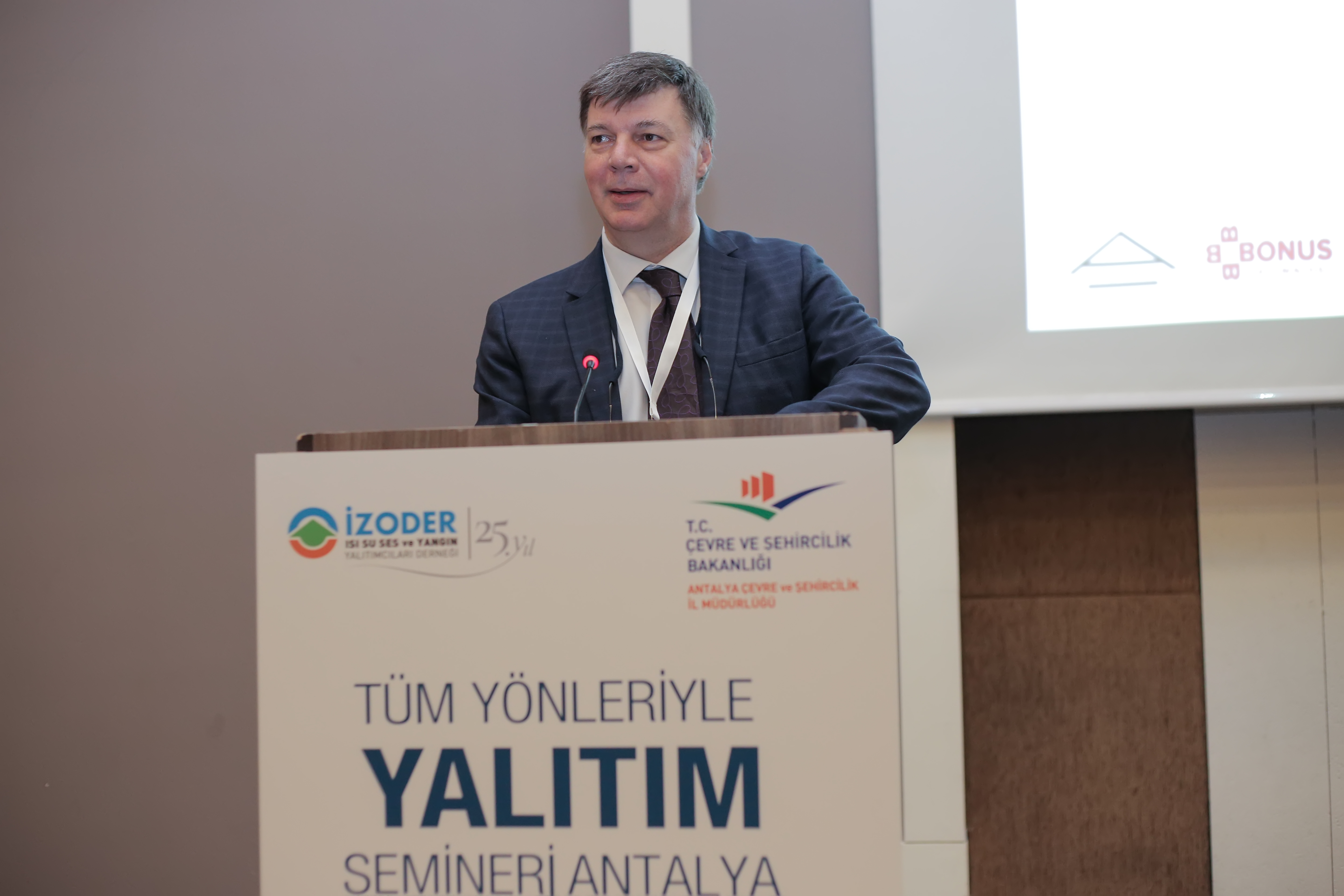 TÜM YÖNLERİYLE YALITIM SEMİNERİ ANTALYADA YAPILDI