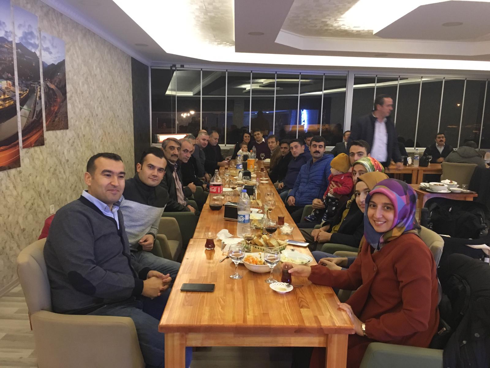 Sn. Ali KARA 'nın Tayini Nedeniyle Müdürlüğümüzce Yemek Düzenlenmiştir