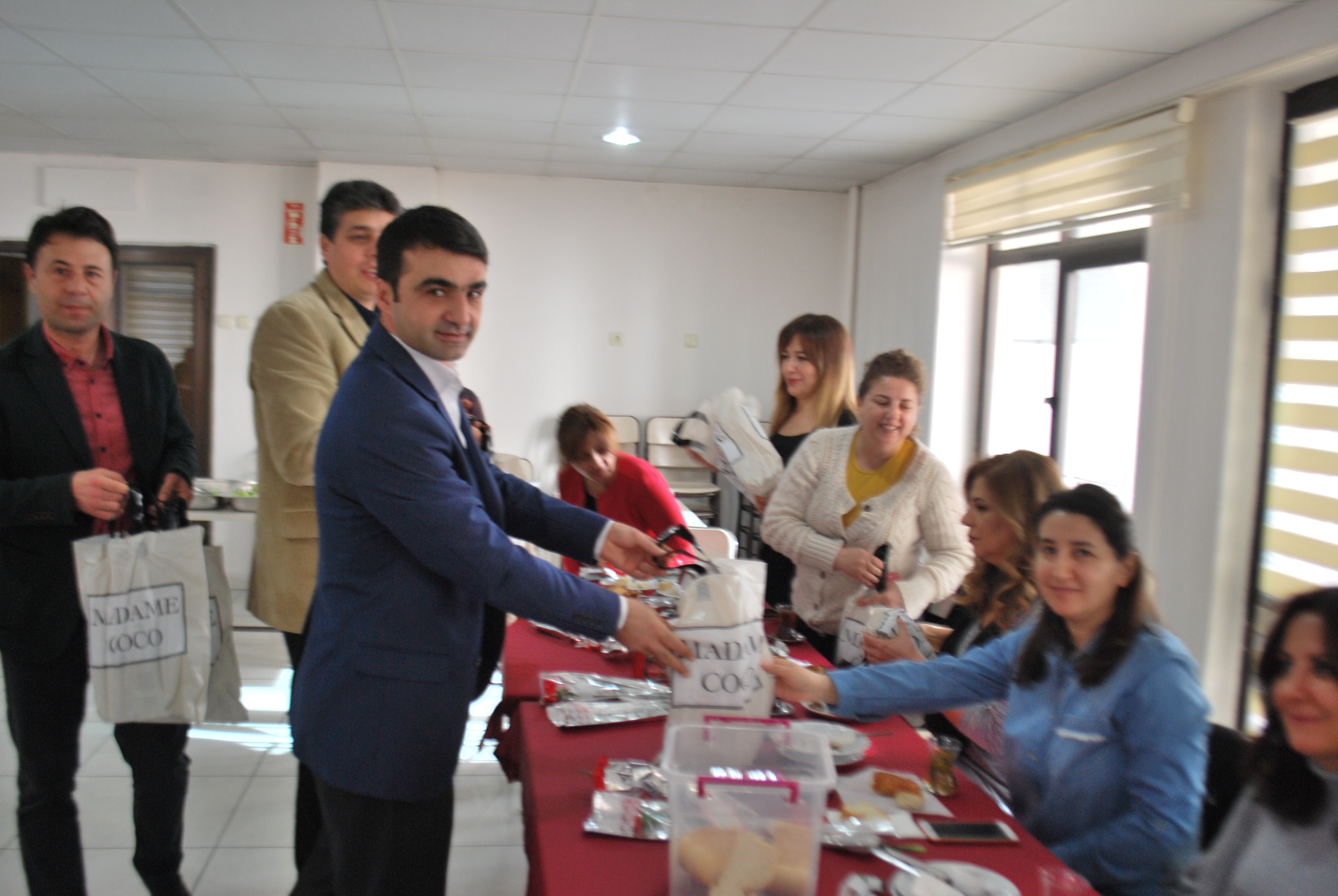 DÜNYA EMEKÇİ KADINLAR GÜNÜ KUTLANDI