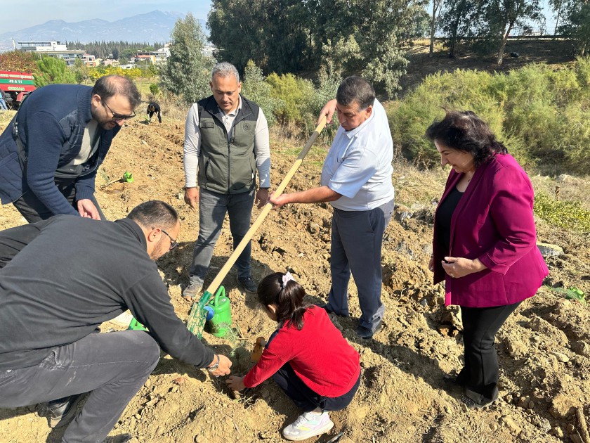 Müdürlüğümüz, Orman İşletme İl Müdürlüğü, Efeler İlçe Tarım ve Orman Müdürlüğü, Doğa Koruma Milli Parklar Şube Müdürlüğü katılımlarıyla Çevre ve Kültür Araştırma Koruma Derneği (ÇEVAK) tarafından düzenlenen  fidan dikme etkinliği