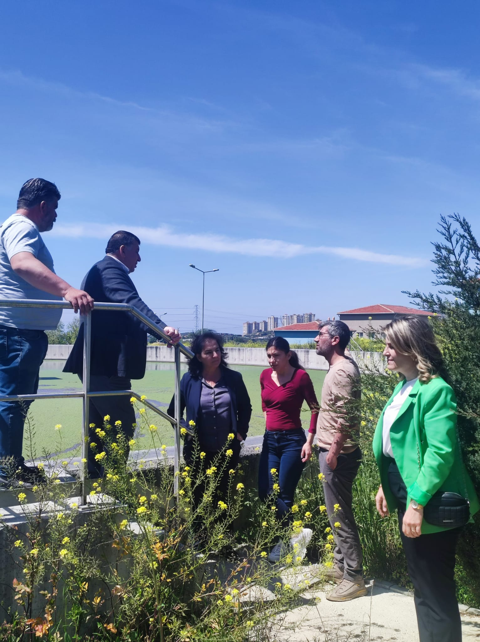 Kuşadası - Didim ilçelerinde faaliyette olan Katı Atık Düzenli Depolama ve Atıksu Arıtma Tesisleri İle Ortaklar OSB Yönetimi ve Atıksu Arıtma Tesisinde ziyaret ve incelemelerde bulunmuştur.
