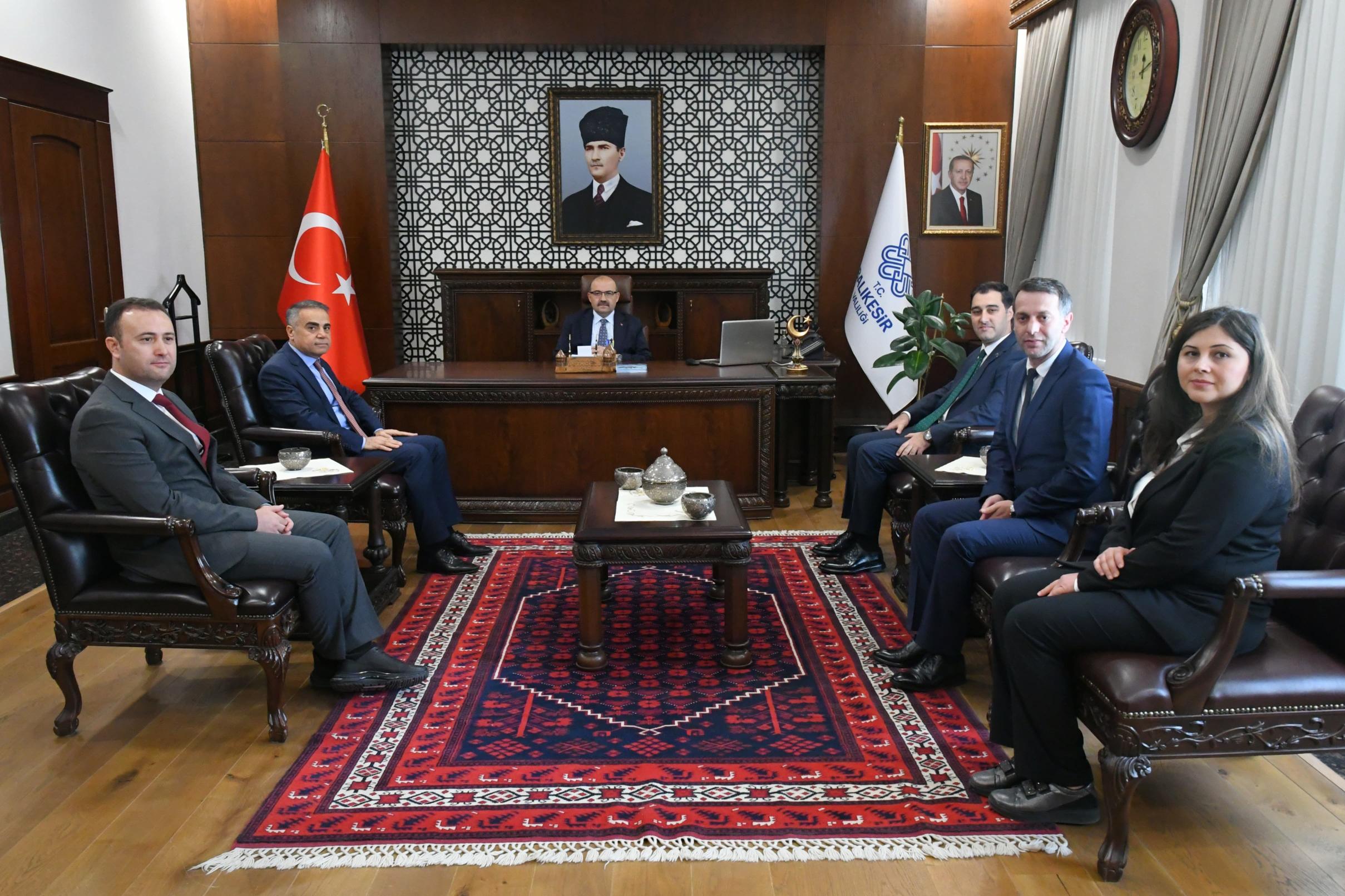 5 haziran Dünya Çevre Günü ve Çevre Haftası Kapsamında İl Müdürümüz Kadir KANDEMİR ve Beraberindeki Heyet İle Birlikte Sayın Valimiz İsmail USTAOĞLU Ziyaret Etti.