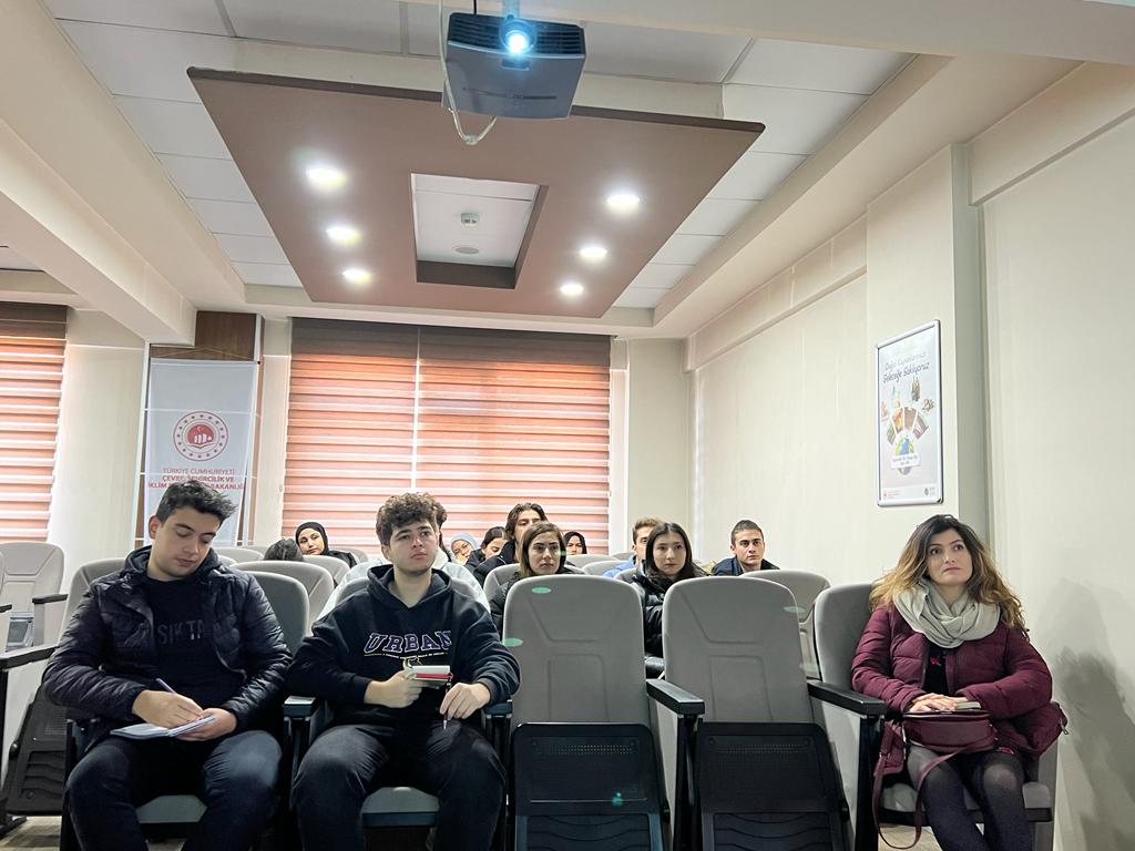 Bartın Üniversitesi Öğrencilerine Tabiat Varlıklarını Koruma İşlerinden Sorumlu Şube Müdürlüğümüzün Çalışmaları Hakkında Bilgi Verilmiştir