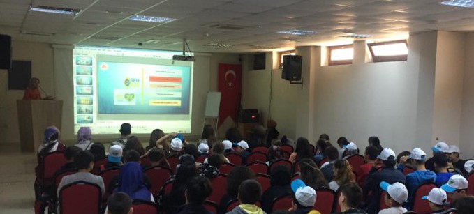 Türkiye Çevre Haftası Etkinlikleri Kapsamında Ulus Merkez İmam Hatip Ortaokulu Öğrencilerine “Çevre ve Çocuk Akademisi Tanıtımı”, “Sıfır Atık Farkındalık Eğitimi” Düzenlenmiştir