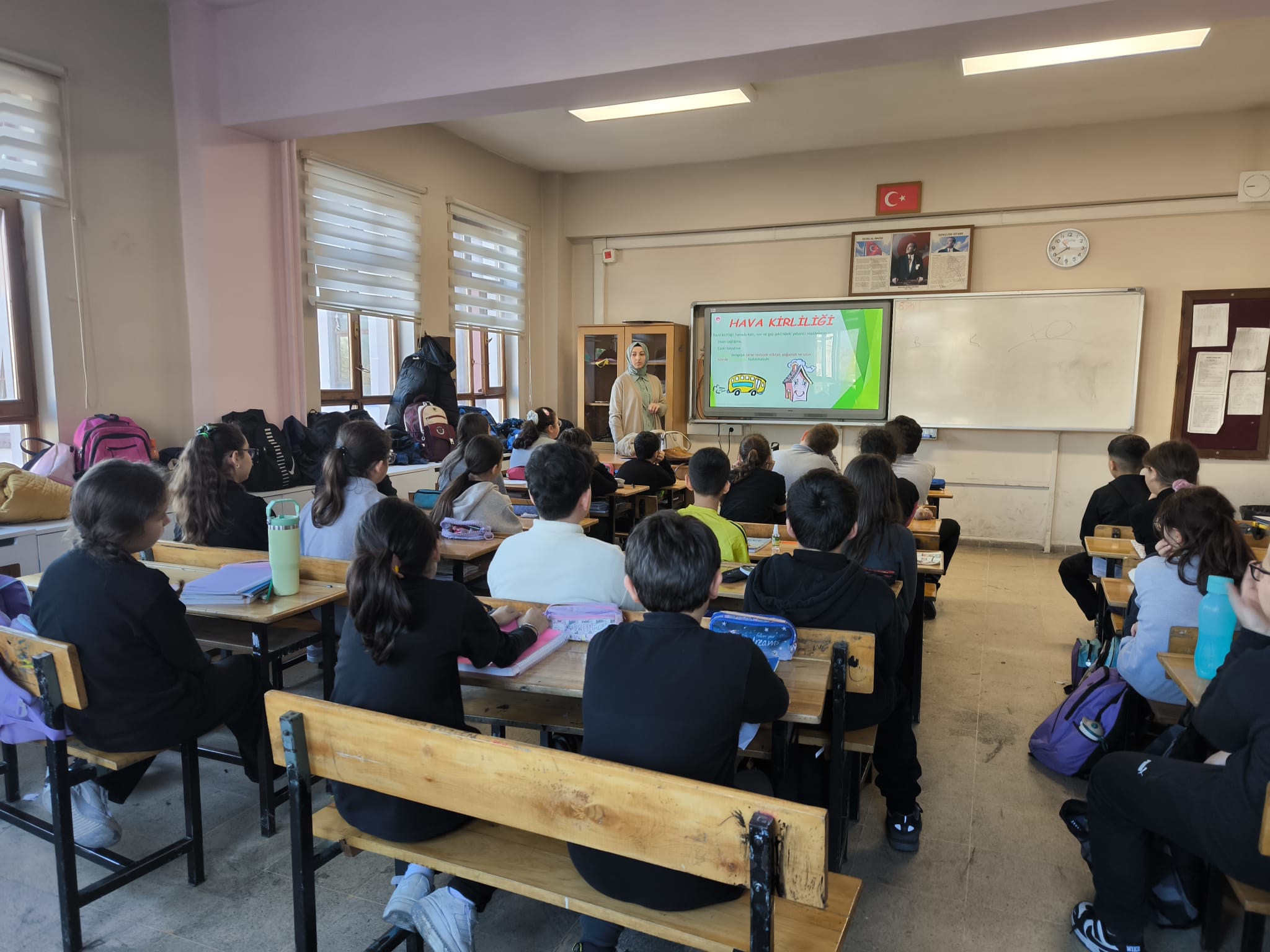 Cumhuriyet Ortaokulu Öğrencilerine 