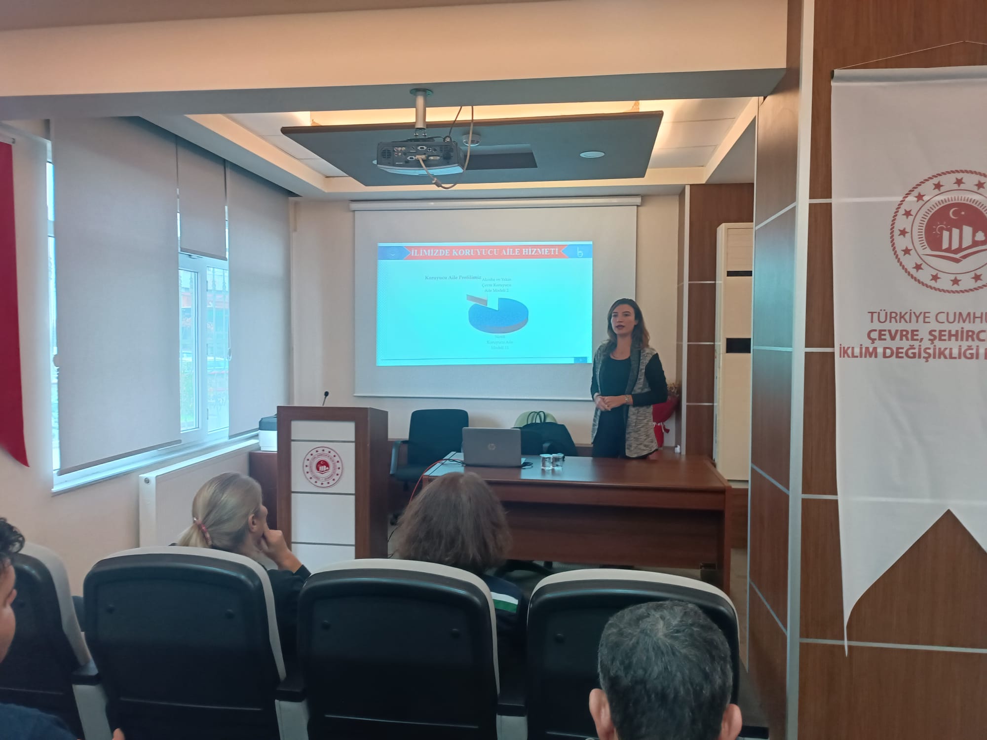 İl Müdürlüğü Personelimize ''Koruyucu Aile Modelinin Tanıtılması ve Yaygınlaştırılması'' Kapsamında Eğitim Verilmiştir.