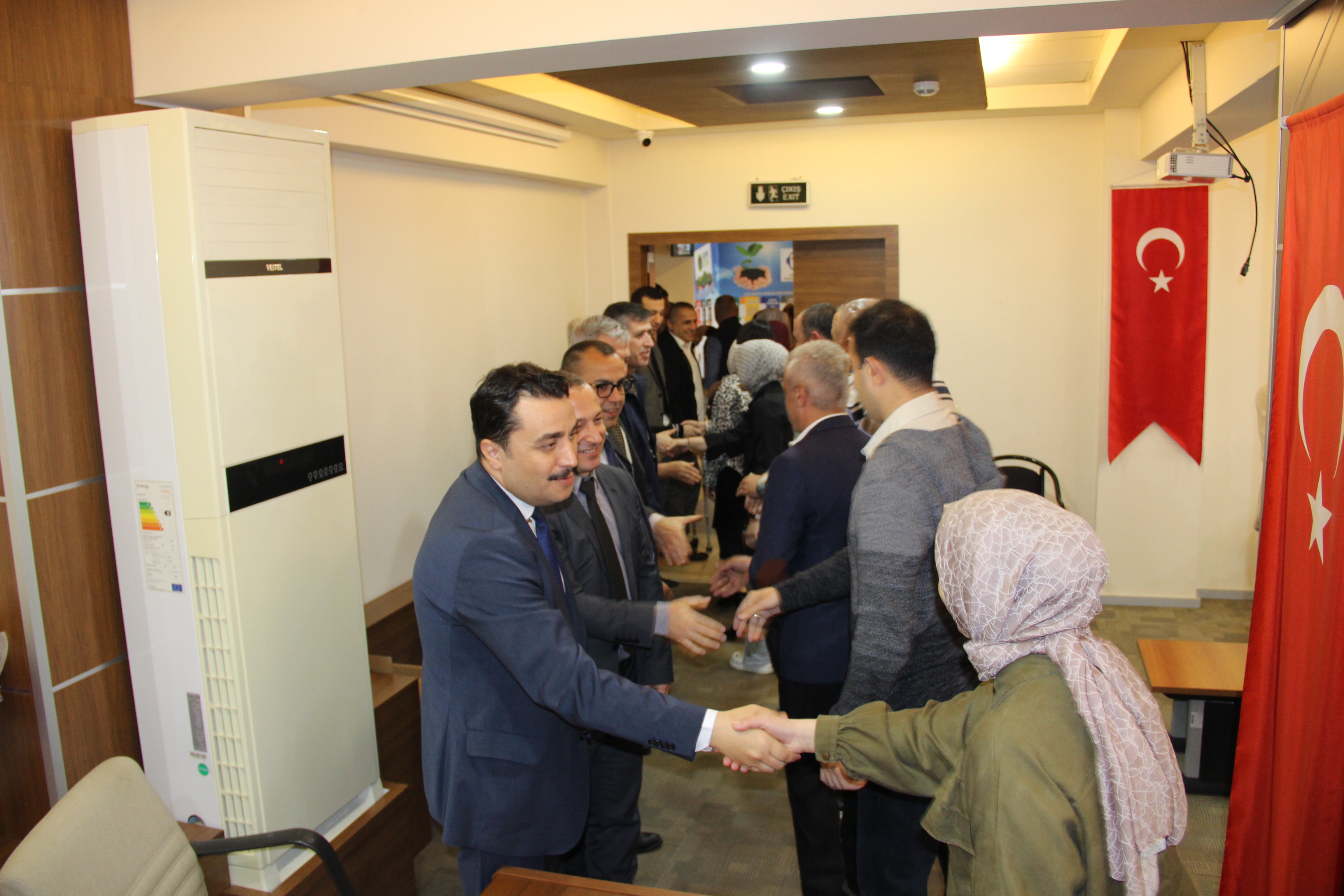 İl Müdürümüzün Bayram Kutlama Mesajı ve Müdürlüğümüzde Bayramlaşma Programı Yapıldı