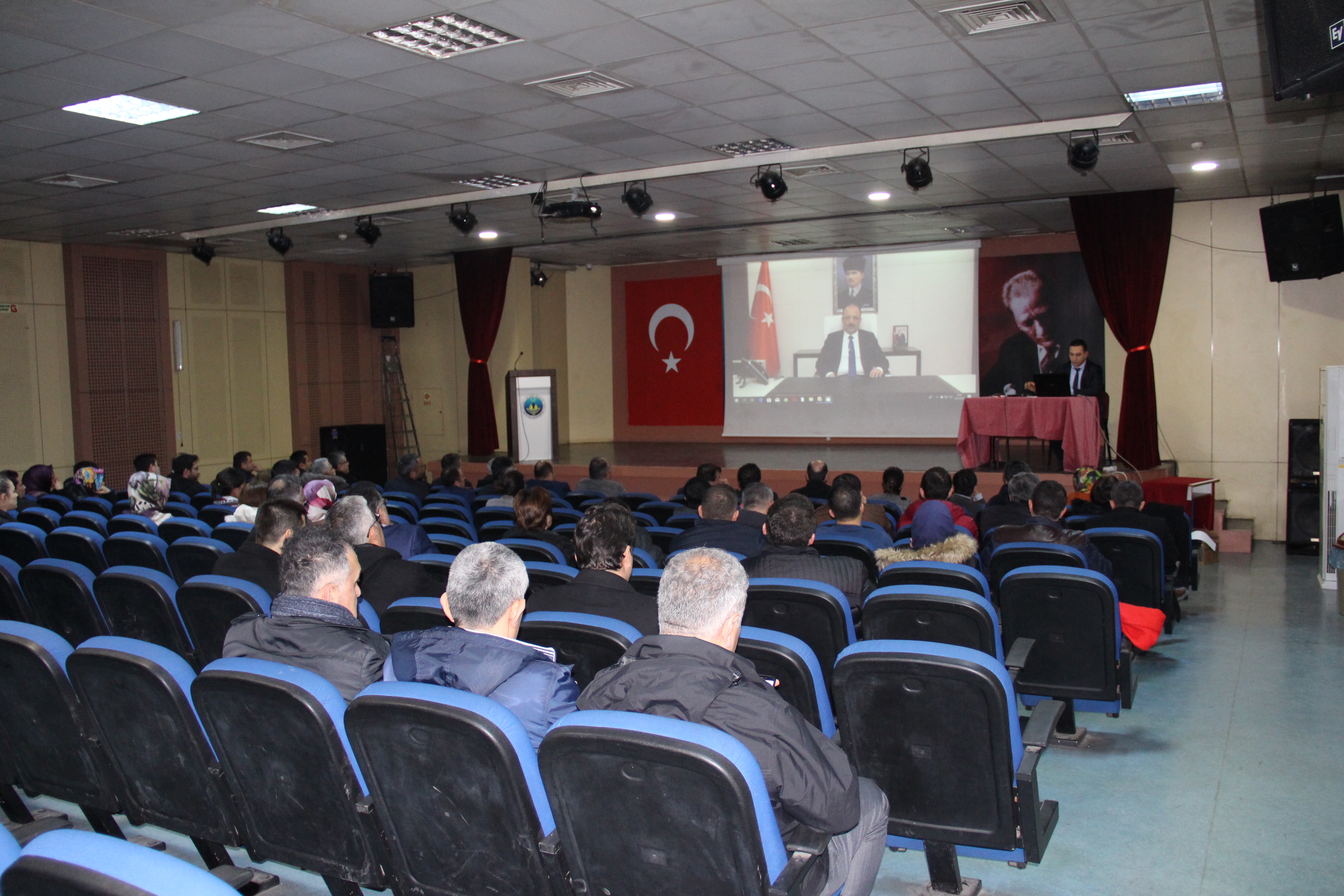 Milli Eğitim Müdürlüğü'ne Bağlı Okullarının Sıfır Atık Projesi Odak Noktalarının Katılımı ile Bilgilendirme Toplantısı Yapıldı