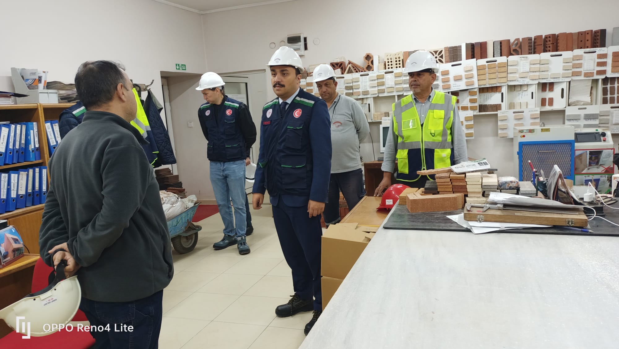 Piyasa Gözetimi ve Denetimi Kapsamında Işıklar İnşaat Malzemeleri Sanayi ve Ticaret A.Ş.'ne İl Müdürlüğümüz Personellerimizce Denetim Gerçekleştirilmiştir.