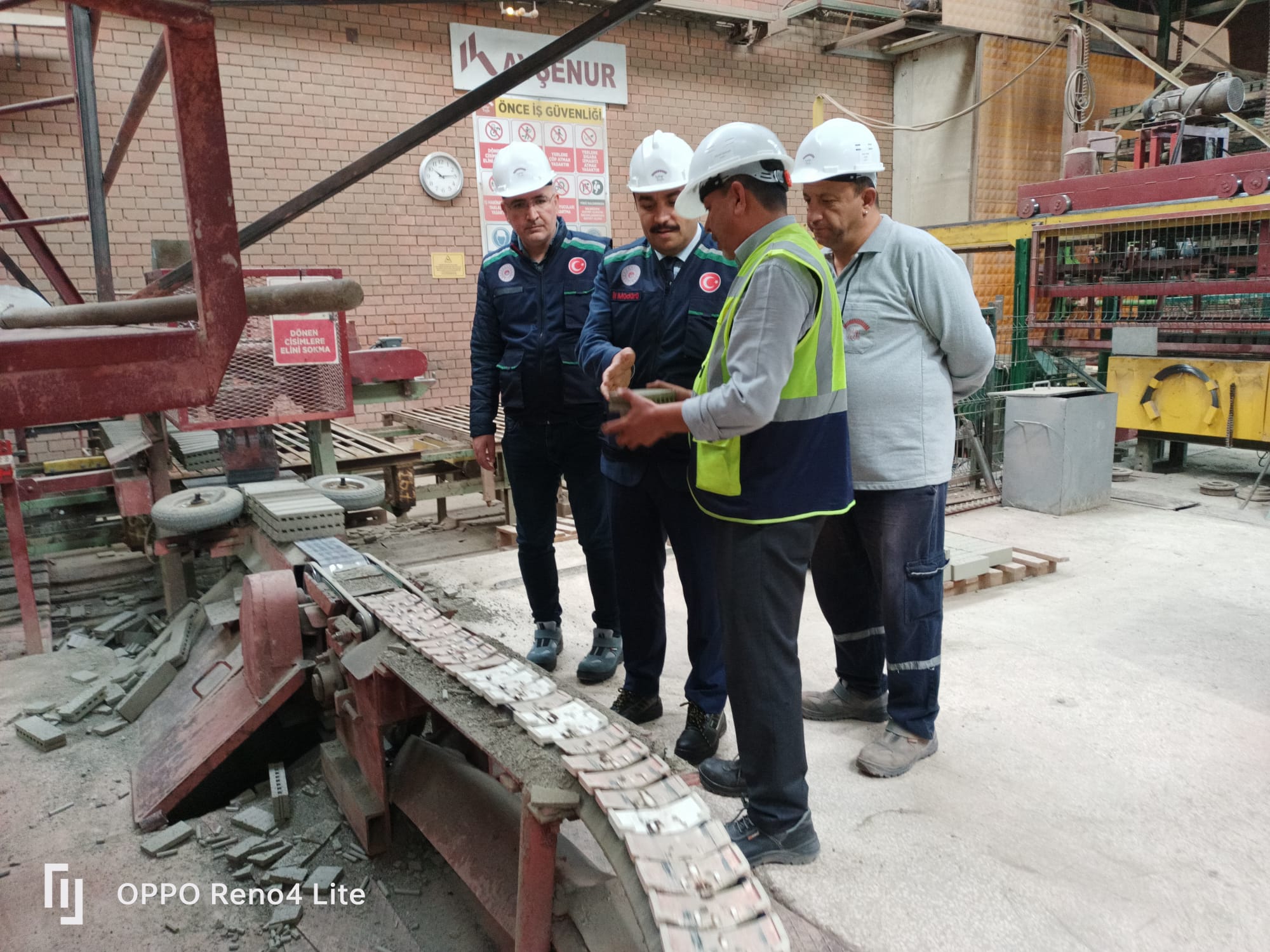 Piyasa Gözetimi ve Denetimi Kapsamında Işıklar İnşaat Malzemeleri Sanayi ve Ticaret A.Ş.'ne İl Müdürlüğümüz Personellerimizce Denetim Gerçekleştirilmiştir.