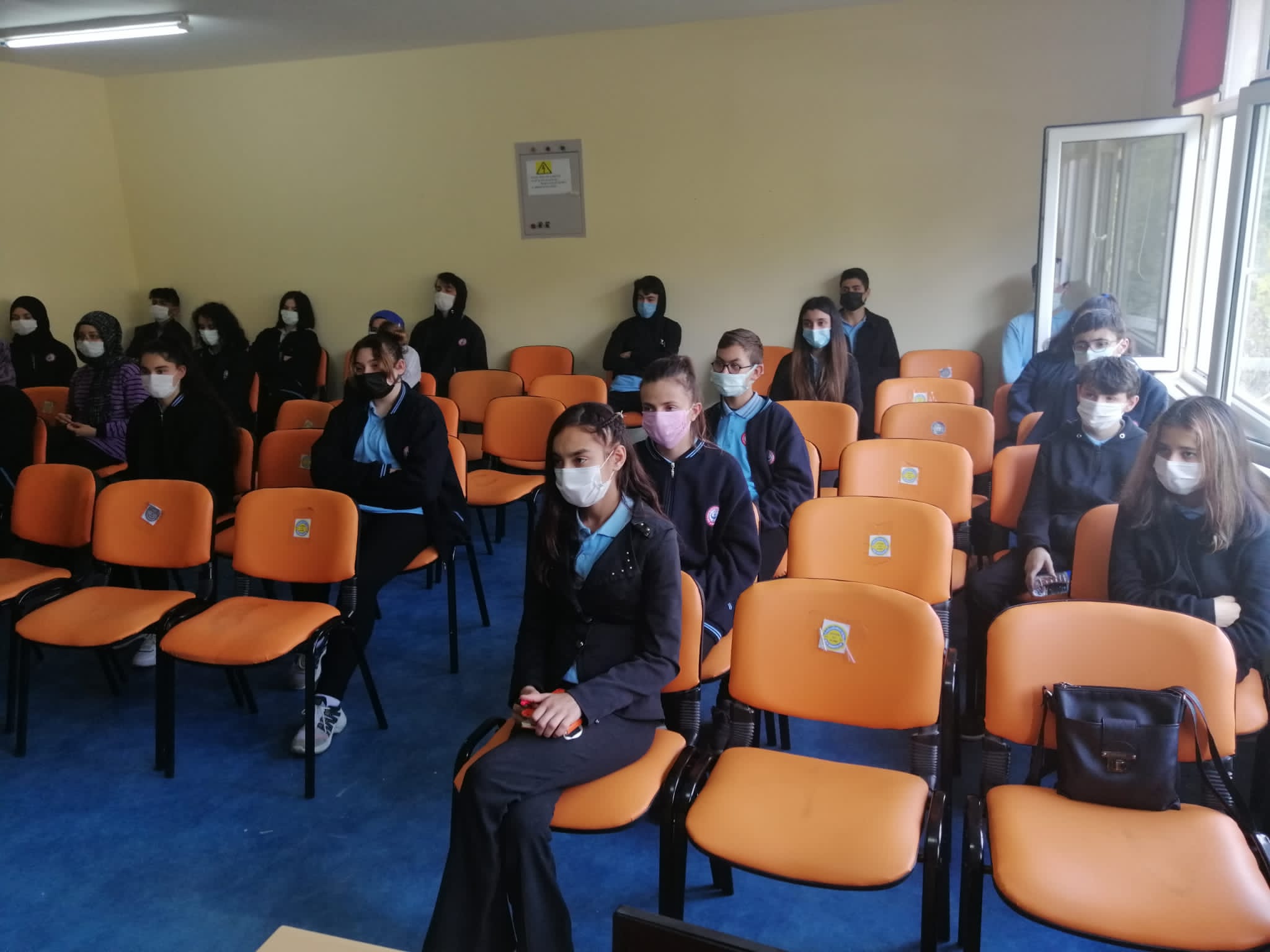Şehit Erkan Yalçın Anadolu Lisesi'nde Sıfır Atık Konulu Eğitim Verildi