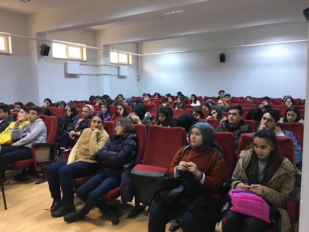 [TASLAKTIR] Cumhuriyet Anadolu Lisesi'nde Sıfır Atık Konulu Eğitim Verildi