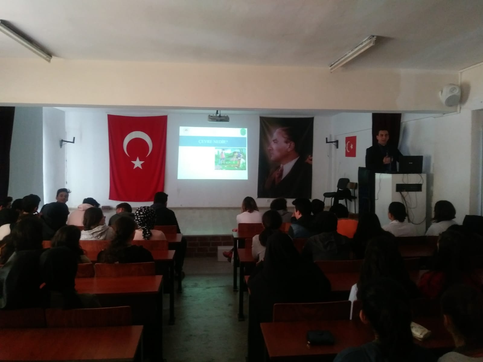 Turgut Işık Mesleki ve Teknik Anadolu Lisesi'nde Sıfır Atık Konulu Eğitim Verildi