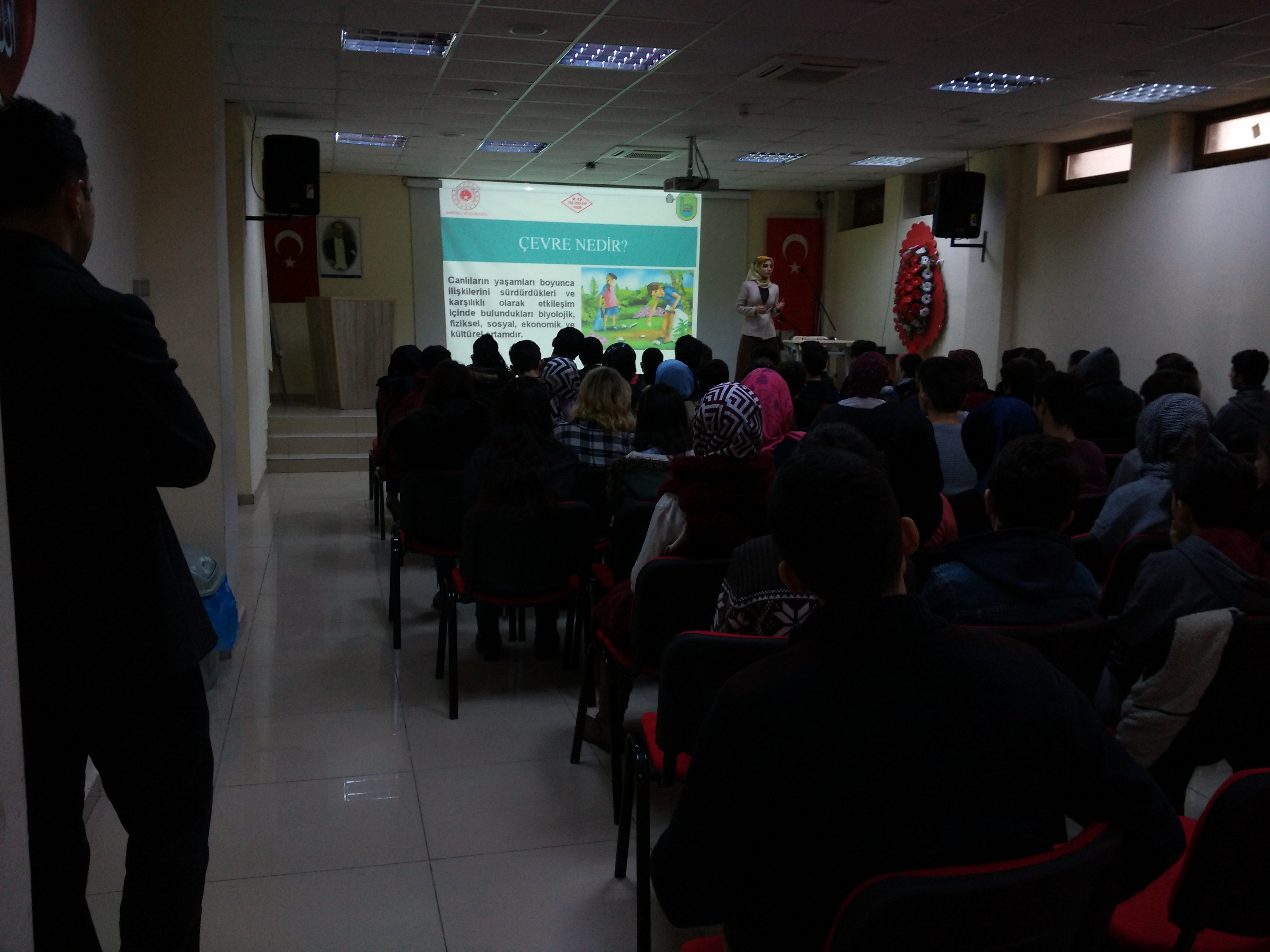 Ulus Şehit Mustafa Kemal Açıkgöz Anadolu İmam Hatip Lisesi'nde Sıfır Atık Konulu Eğitim Verildi