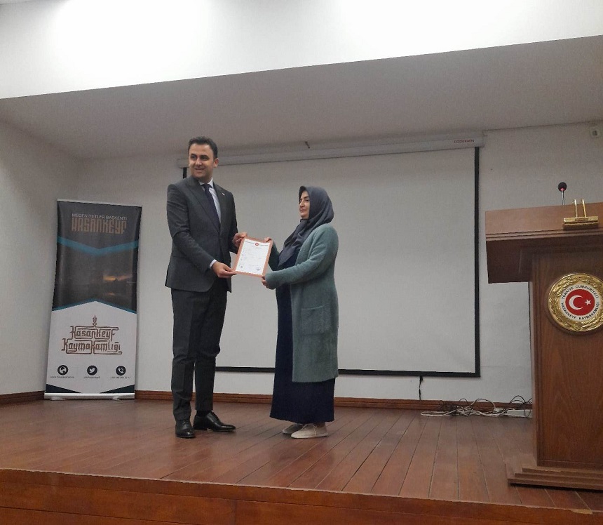 Hasankeyf Kaymakamlığında Tapular Dağıtıldı