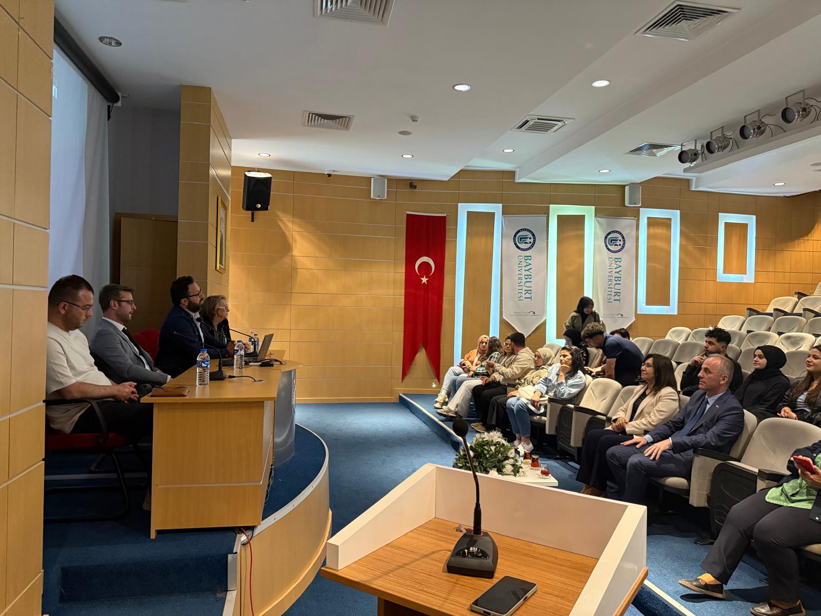 Bayburt Üniversitesinde Çevre Konulu Panel.