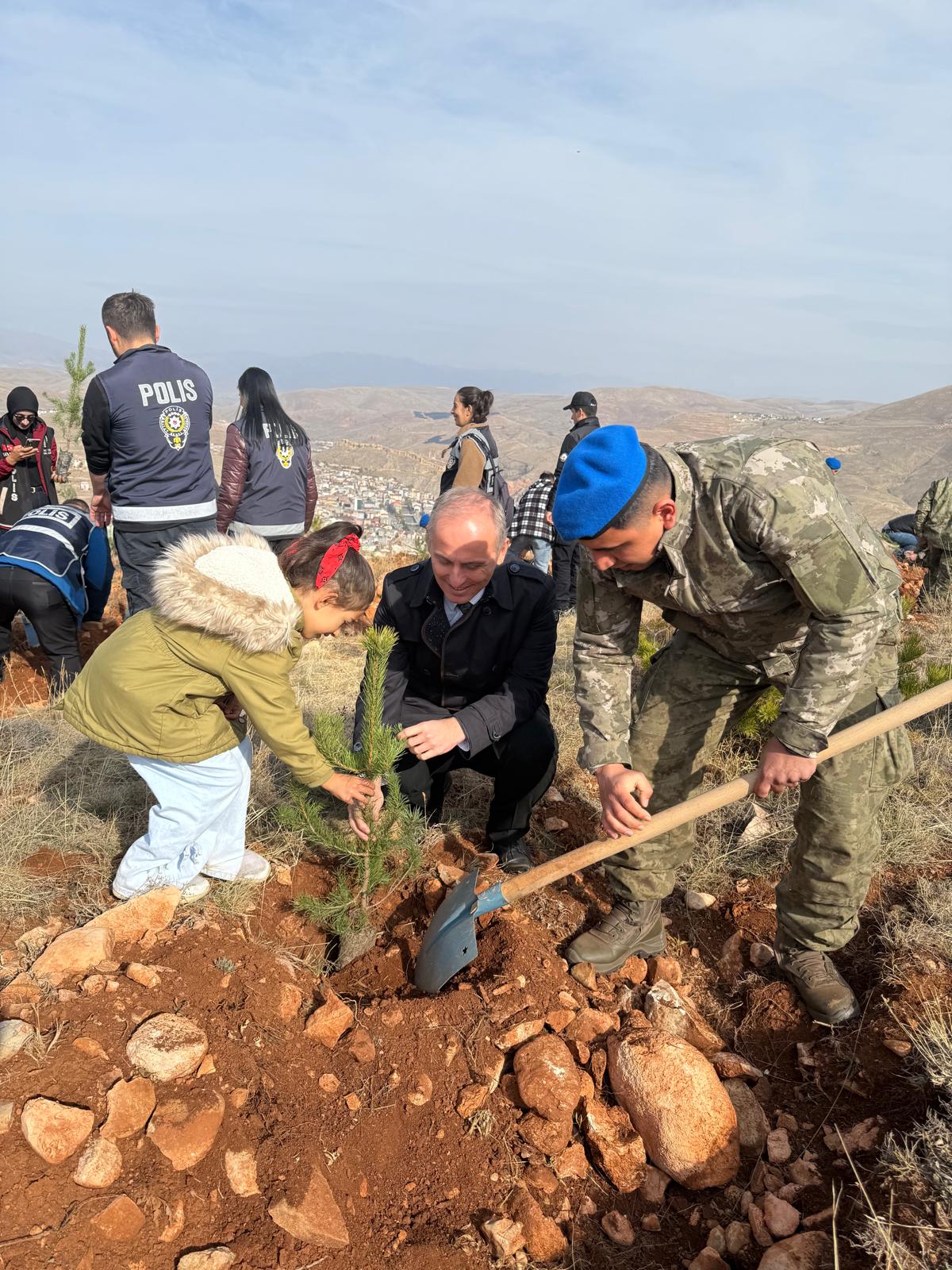 Doğaya nefes, geleceğe umut oluyoruz.