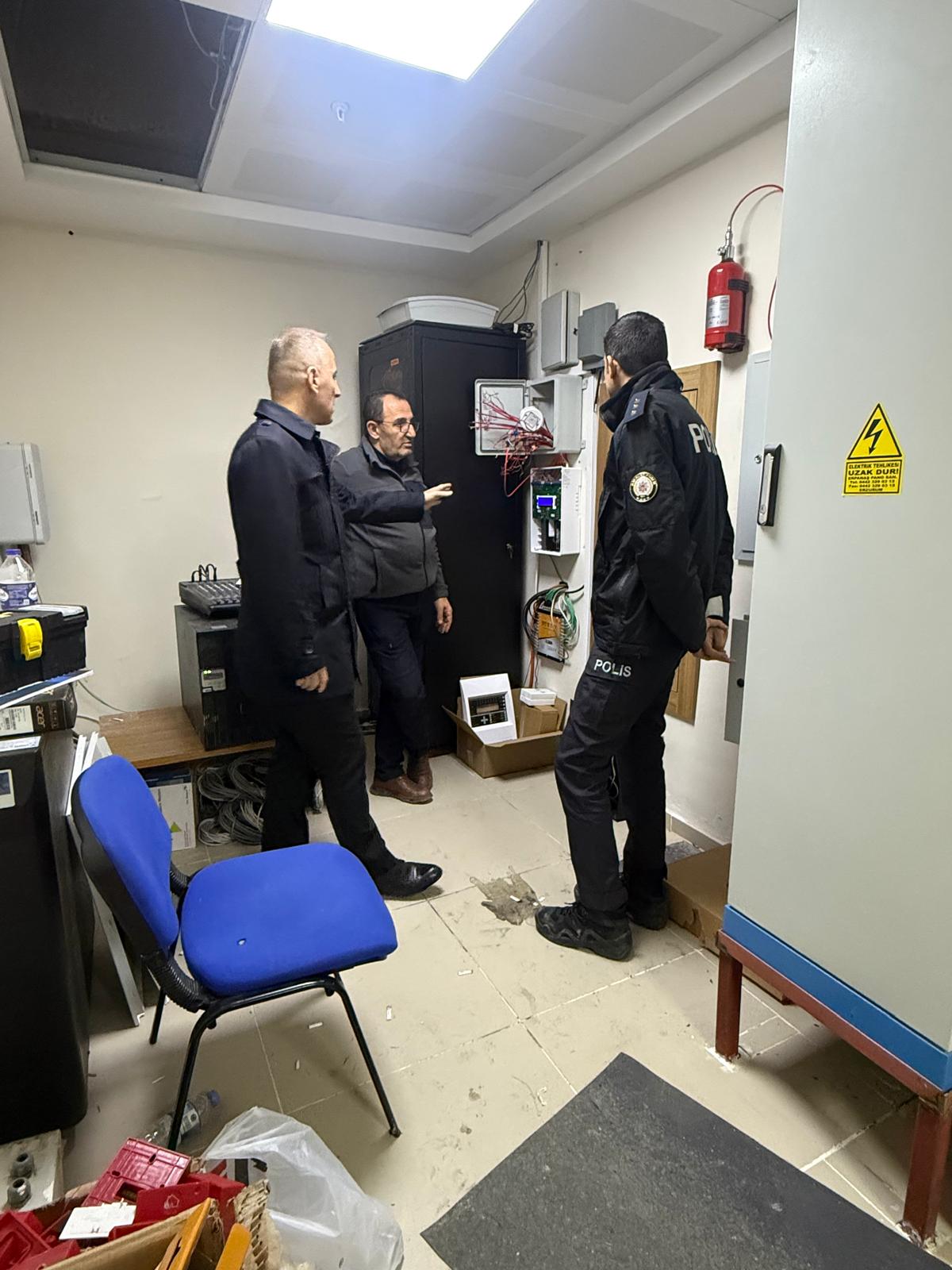 İL MÜDÜRÜMÜZ YAPIM İŞLERİNDE İNCELEMELERDE BULUNDU