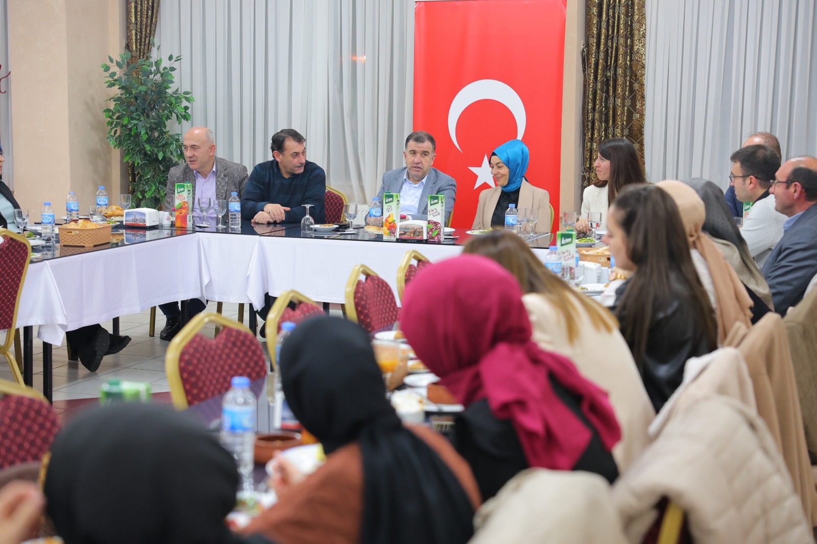 Sn. Bayburt Valimizin teşrifleriyle gerçekleştirilen İftar Yemeği