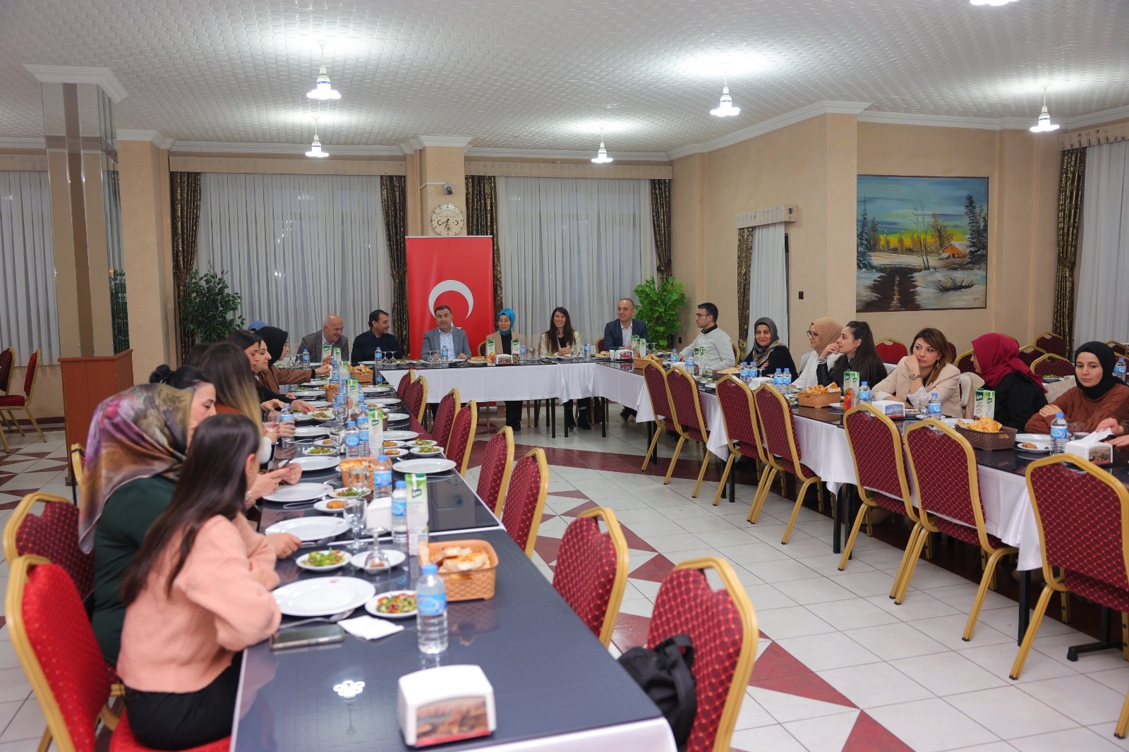 Sn. Bayburt Valimizin teşrifleriyle gerçekleştirilen İftar Yemeği