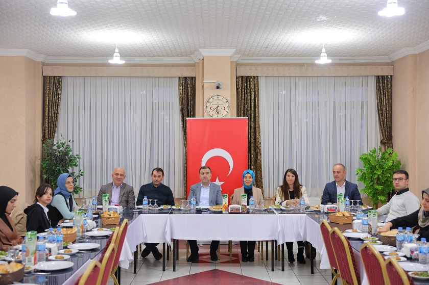 Sn. Bayburt Valimizin teşrifleriyle gerçekleştirilen İftar Yemeği