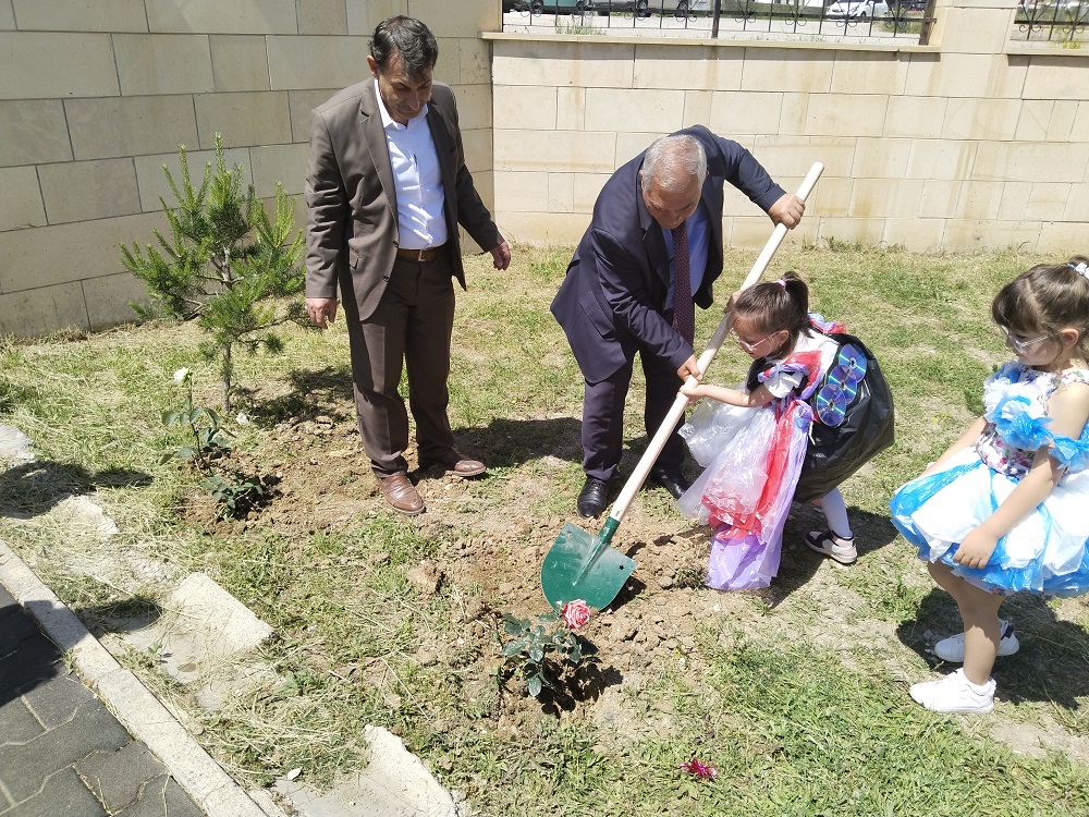 Türkiye Çevre Haftası Etkinlikleri Kapsamında Kır Çiçekleri Anaokulunda Sıfır Atık Sergisi