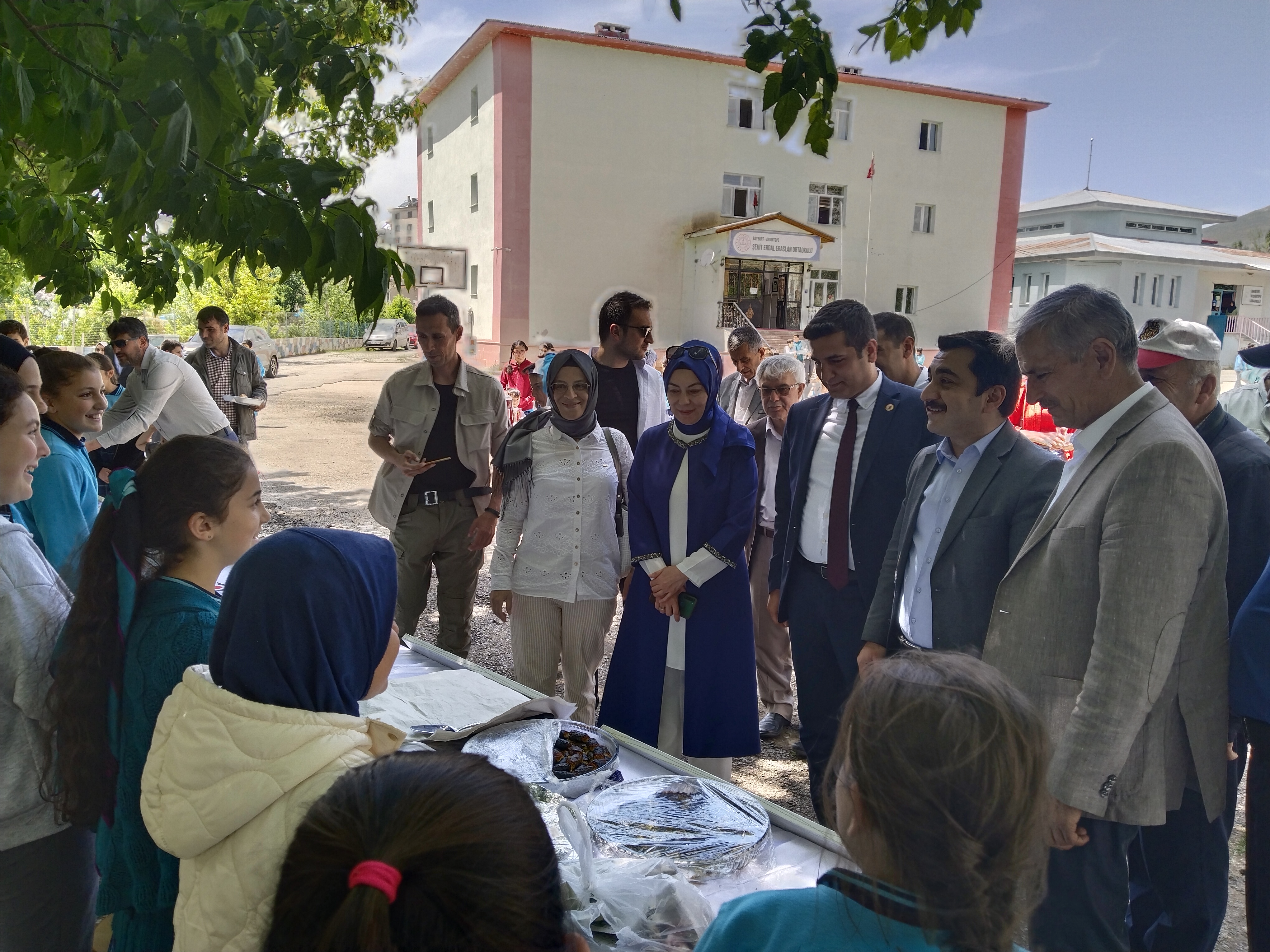 Türkiye Çevre Haftası Kapsamında Aydıntepe İlçemizde Fidan Dikim Etkinliği.